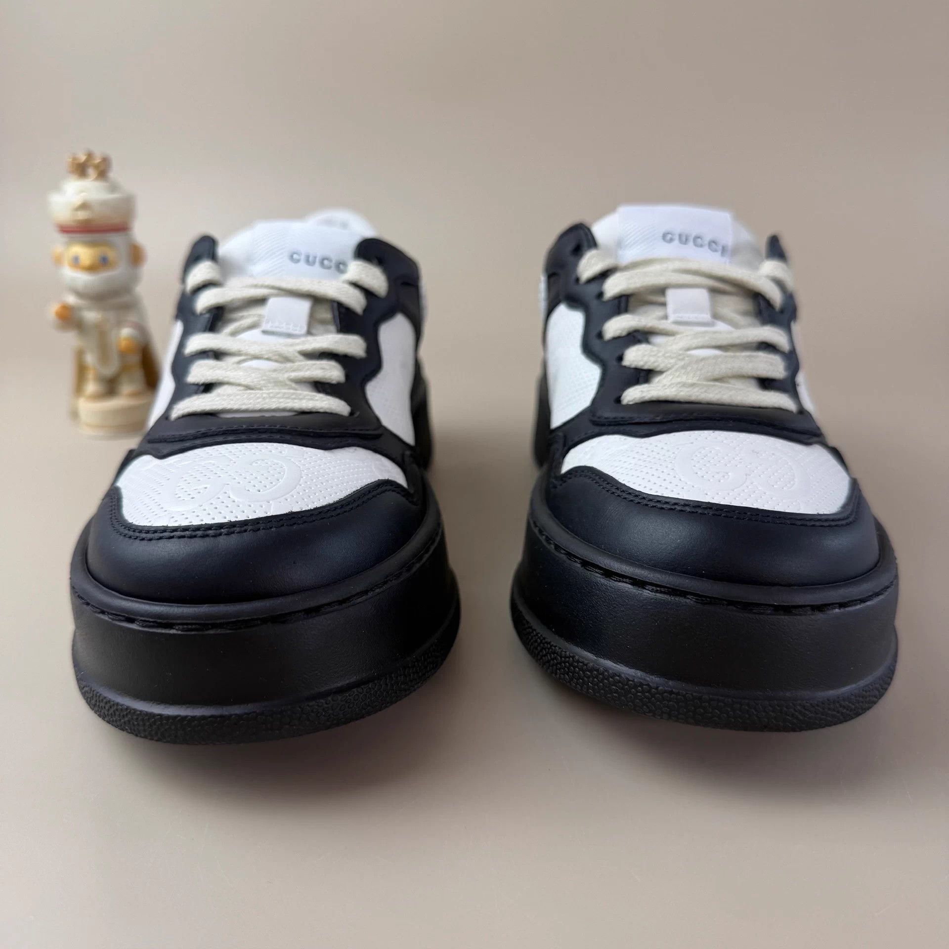Gucci Gucci Women's Black/White Panda Cookie Sneakers Size US 5.5 / IT 35.5 - 2 Thumbnail