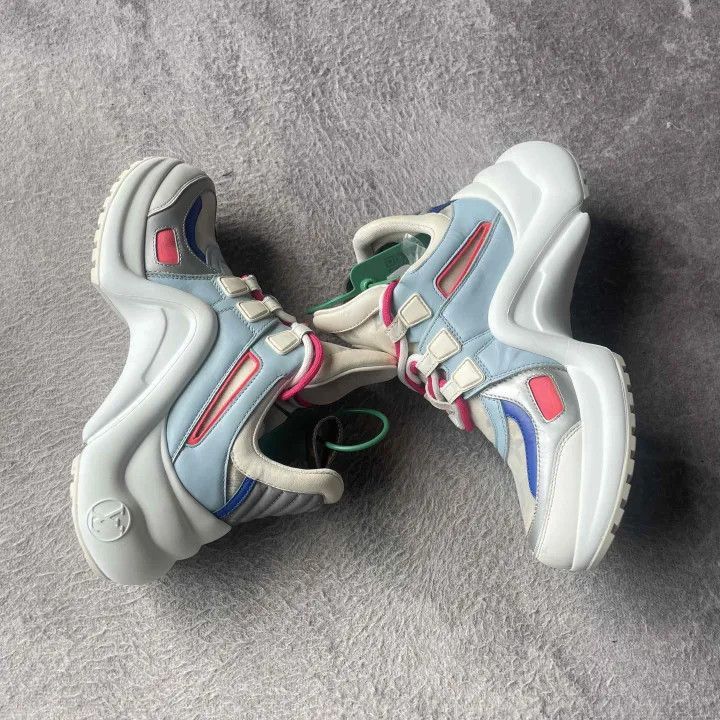 Louis Vuitton Louis Vuitton Archlight Sport Casual Sneakers for Women -25 Size US 5 / IT 35 - 6 Thumbnail