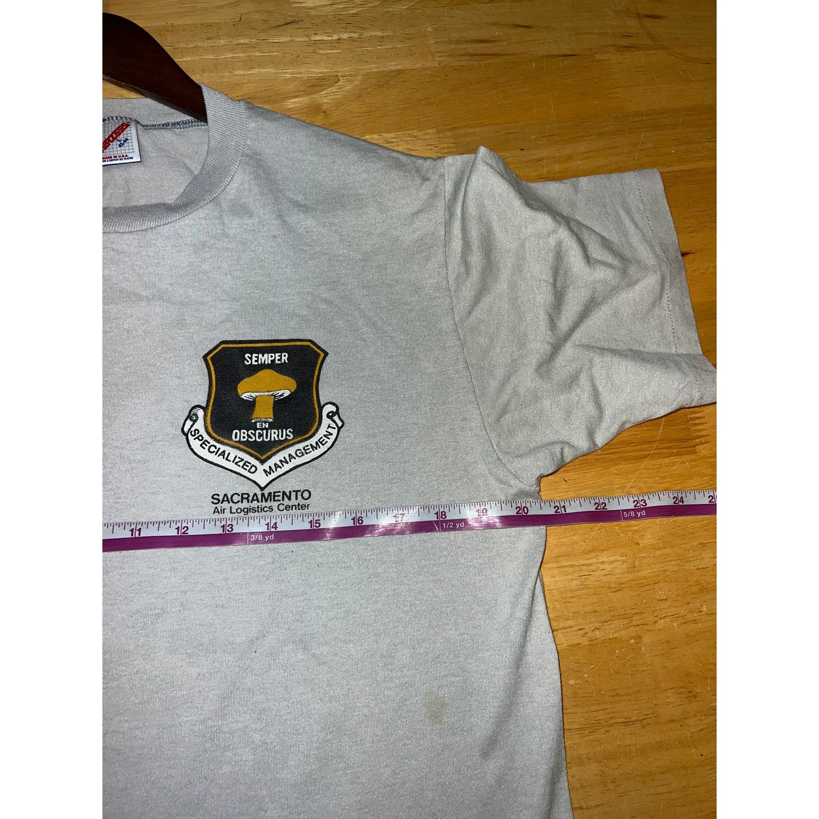 Jerzees Vintage Semper Shirt En Obscurus Specialized Air Logistics Size US L / EU 52-54 / 3 - 12 Thumbnail