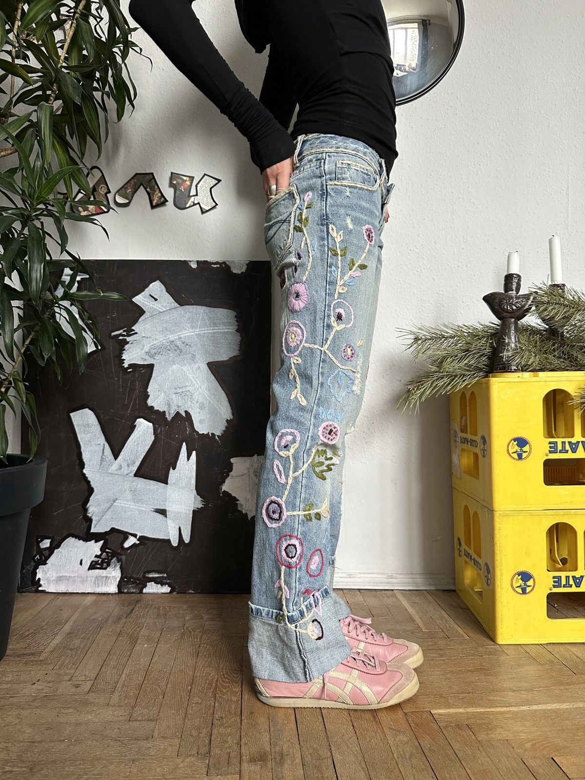 Japanese Brand Embroidery Bohemian Hippe Retro Floral Loose Fit Jeans Size 29" - 6 Thumbnail