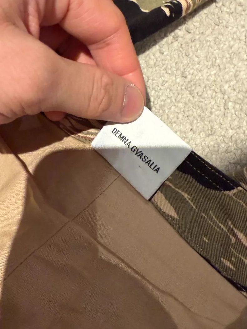 Vetements Vetements SizeS AW18 Lasercut cargo Size US 30 / EU 46 - 4 Thumbnail