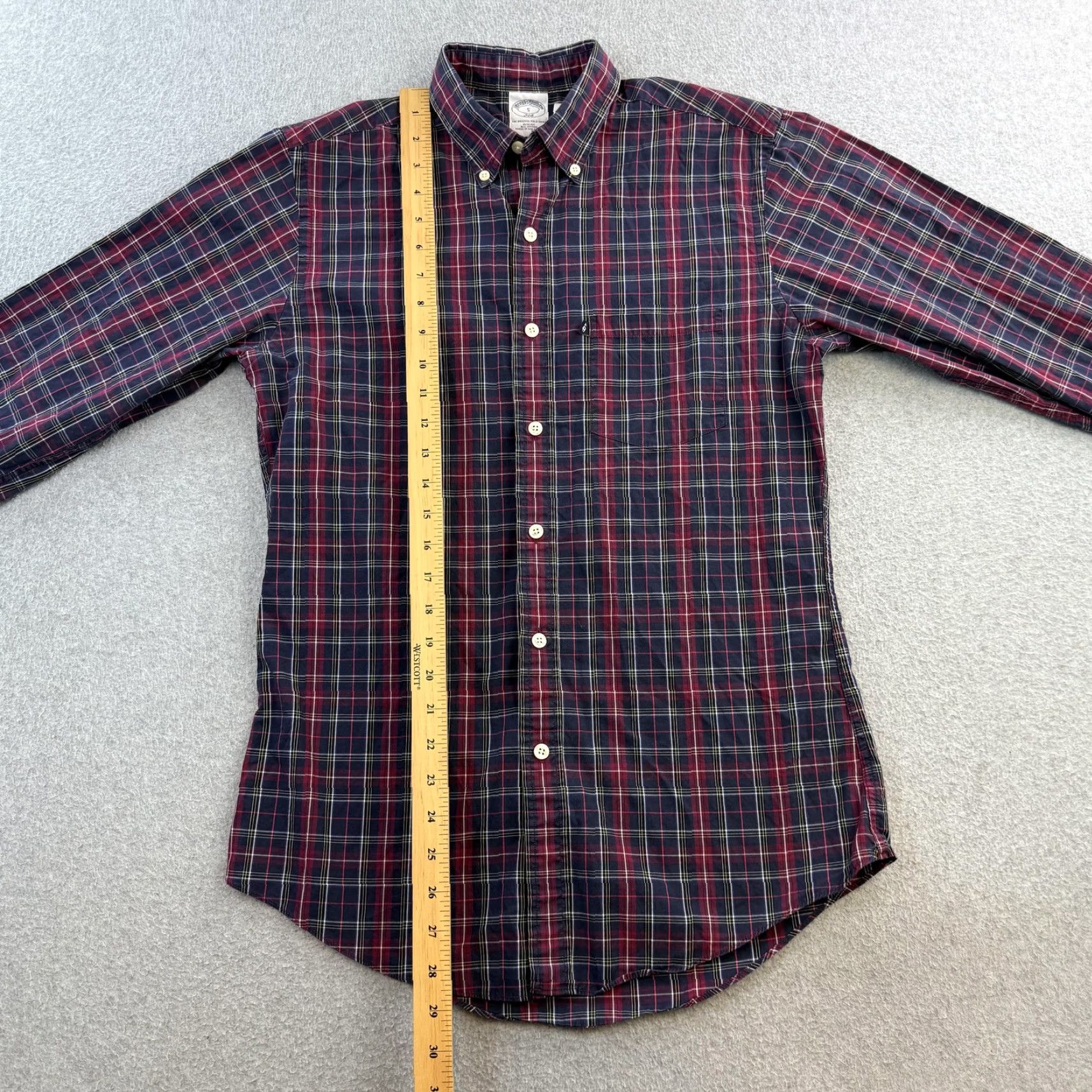 Brooks Brothers Brooks Brothers 346 Shirt Mens Small Red Navy Plaid Slim Fit Button Down Adult Size US S / EU 44-46 / 1 - 3 Thumbnail