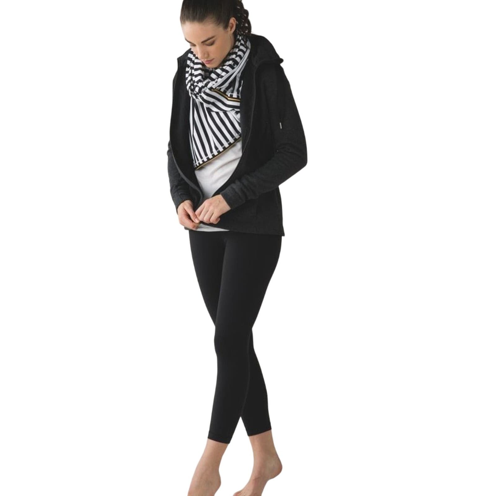 Lululemon LULULEMON Vinyasa Scarf *Zips Apex Stripe Black White Size ONE SIZE - 2 Thumbnail