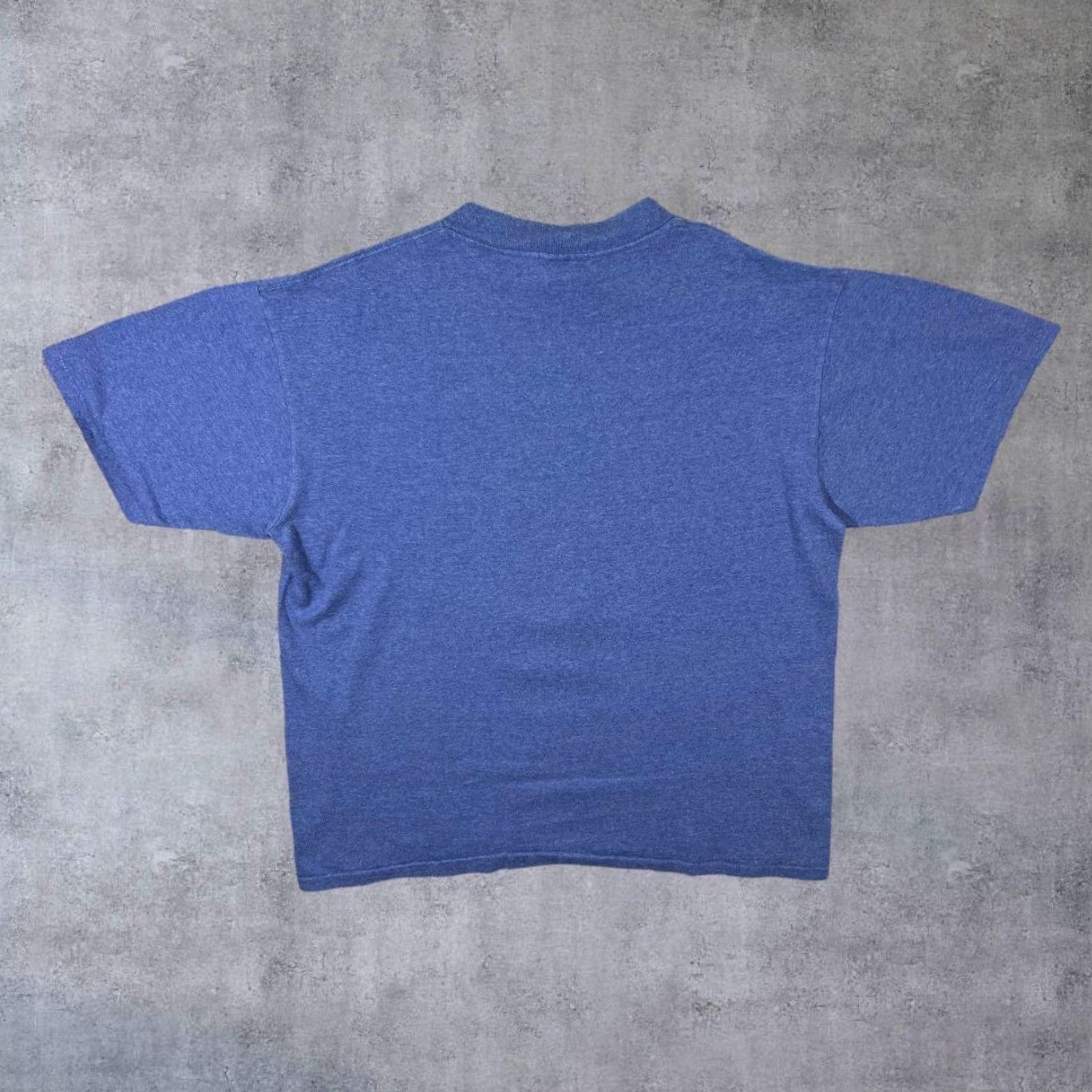 Vintage VINTAGE Oneita At The Movies Souvenir Graphic T-Shirt Blue Large Mens Size US L / EU 52-54 / 3 - 2 Thumbnail