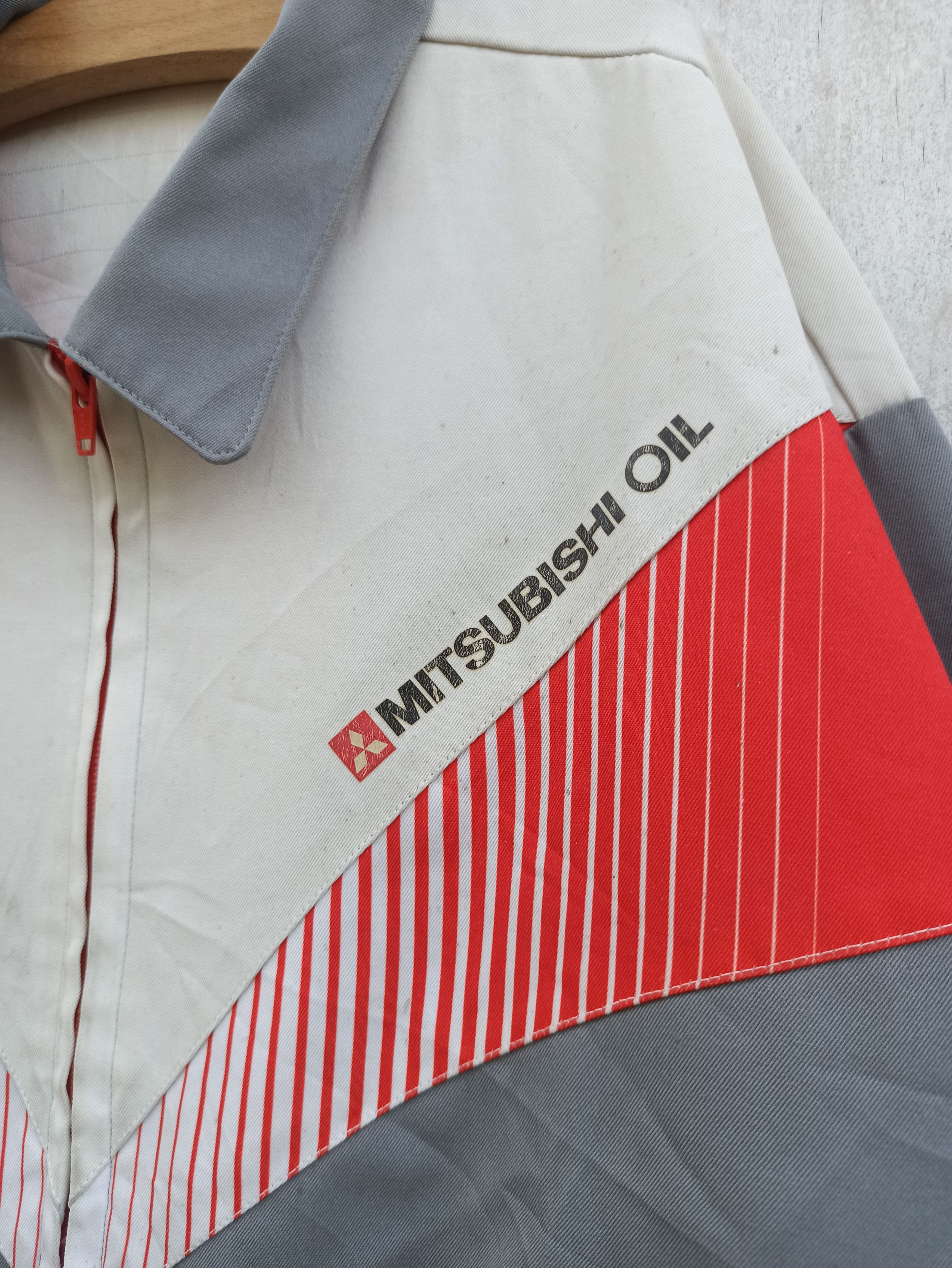 Vintage Vintage Mitsubishi Oil Jacket Size US M / EU 48-50 / 2 - 4 Thumbnail