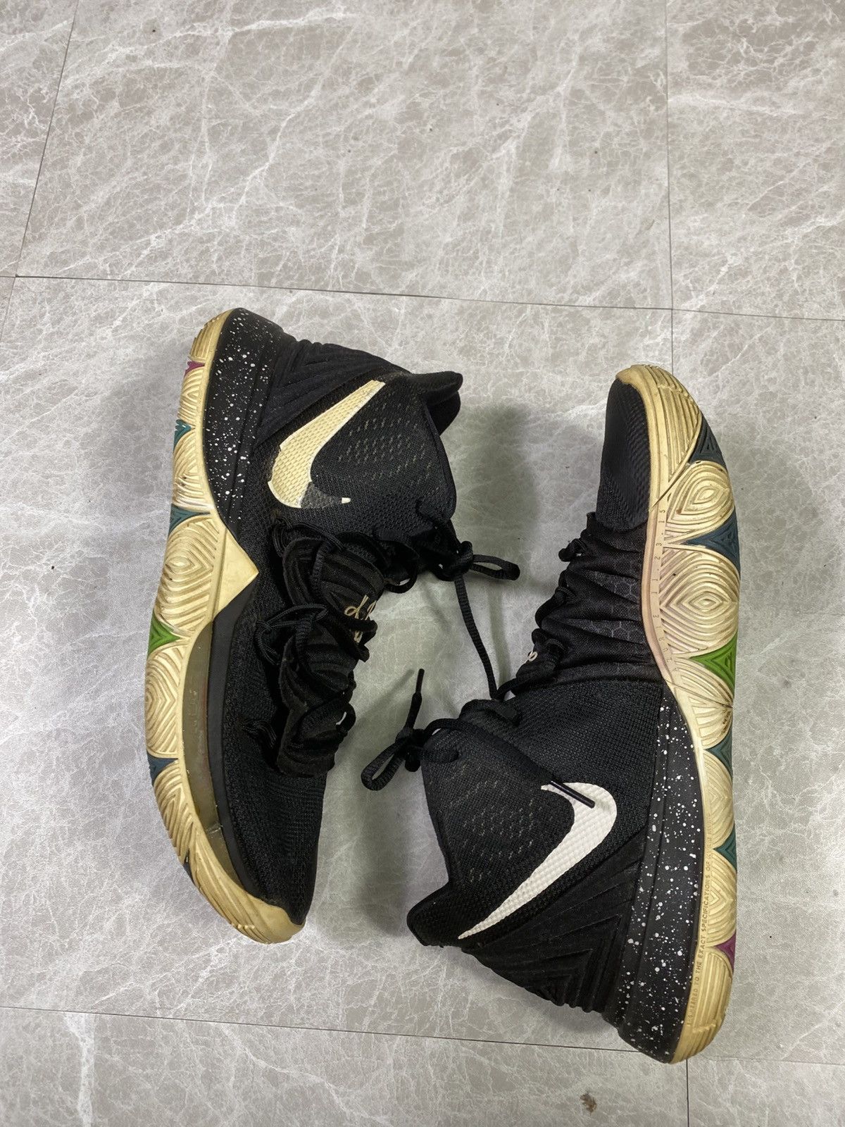Nike Nike kyrie shoes collab shoes 10.5US Size US 10.5 / EU 43-44 - 7 Thumbnail