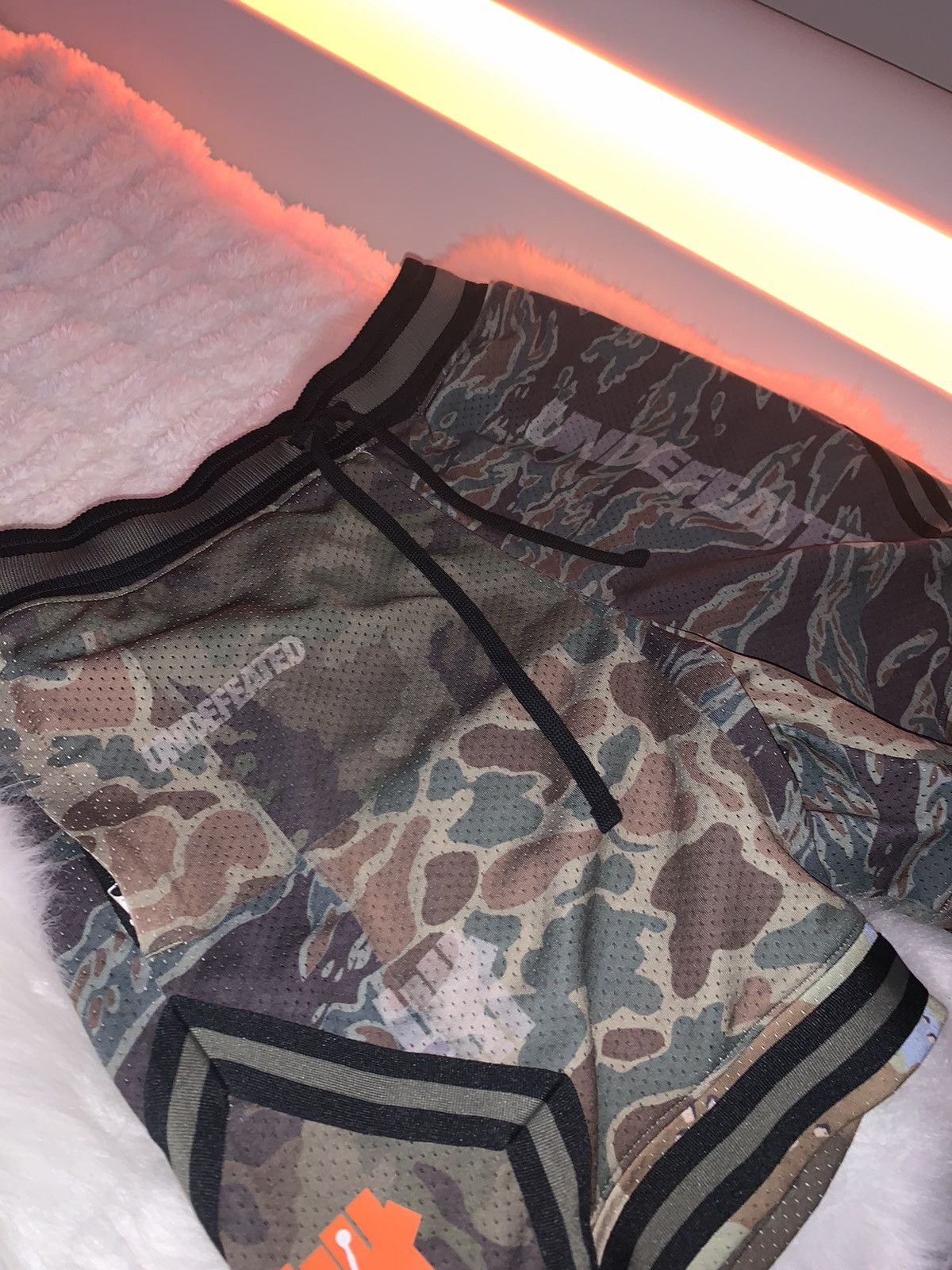 Jordan Brand Jordan X Undefeated Basketball Shorts Twilight Marsh Size US 28 / EU 44 - 1 Thumbnail