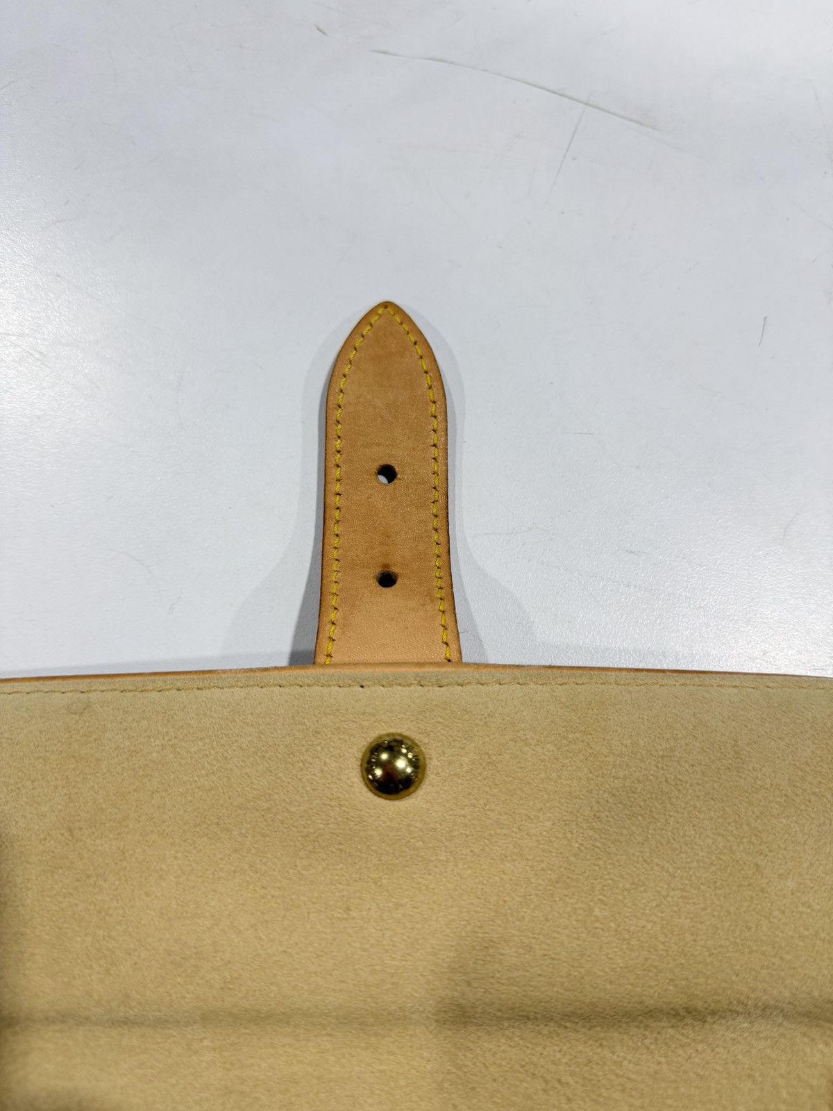 Louis Vuitton Louis Vuitton Monogram Hudson PM Bag Size ONE SIZE - 8 Thumbnail
