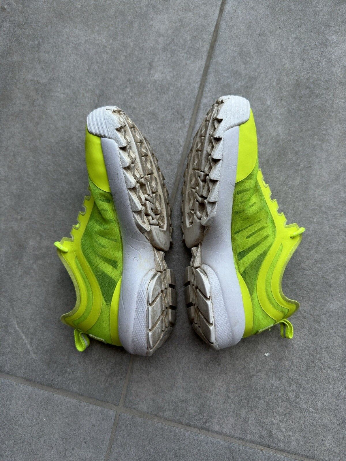 Fila Fila Disruptor Run Neon Lime Platform Sneakers Womens Size US 6 / IT 36 - 8 Thumbnail