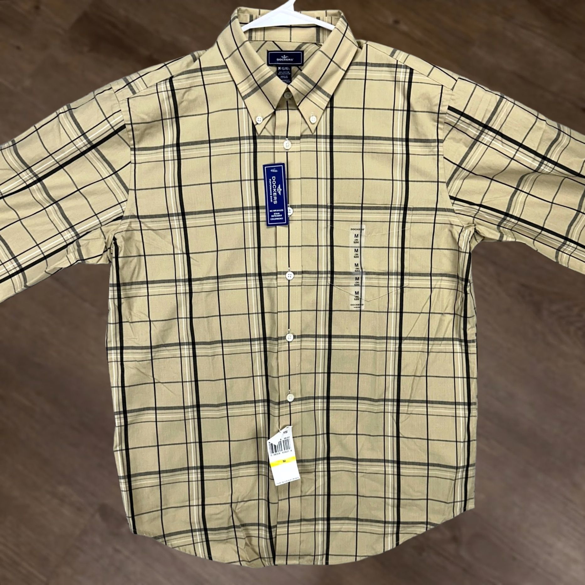 Dockers Dockers Mens Dress Shirt 15-15.5 Tan Black Plaid Button Down Pocket NEW Shirt Mens Medium 15-15.5 Brown Plaid Pocket Short Description No N/A Size 40R - 1 Thumbnail