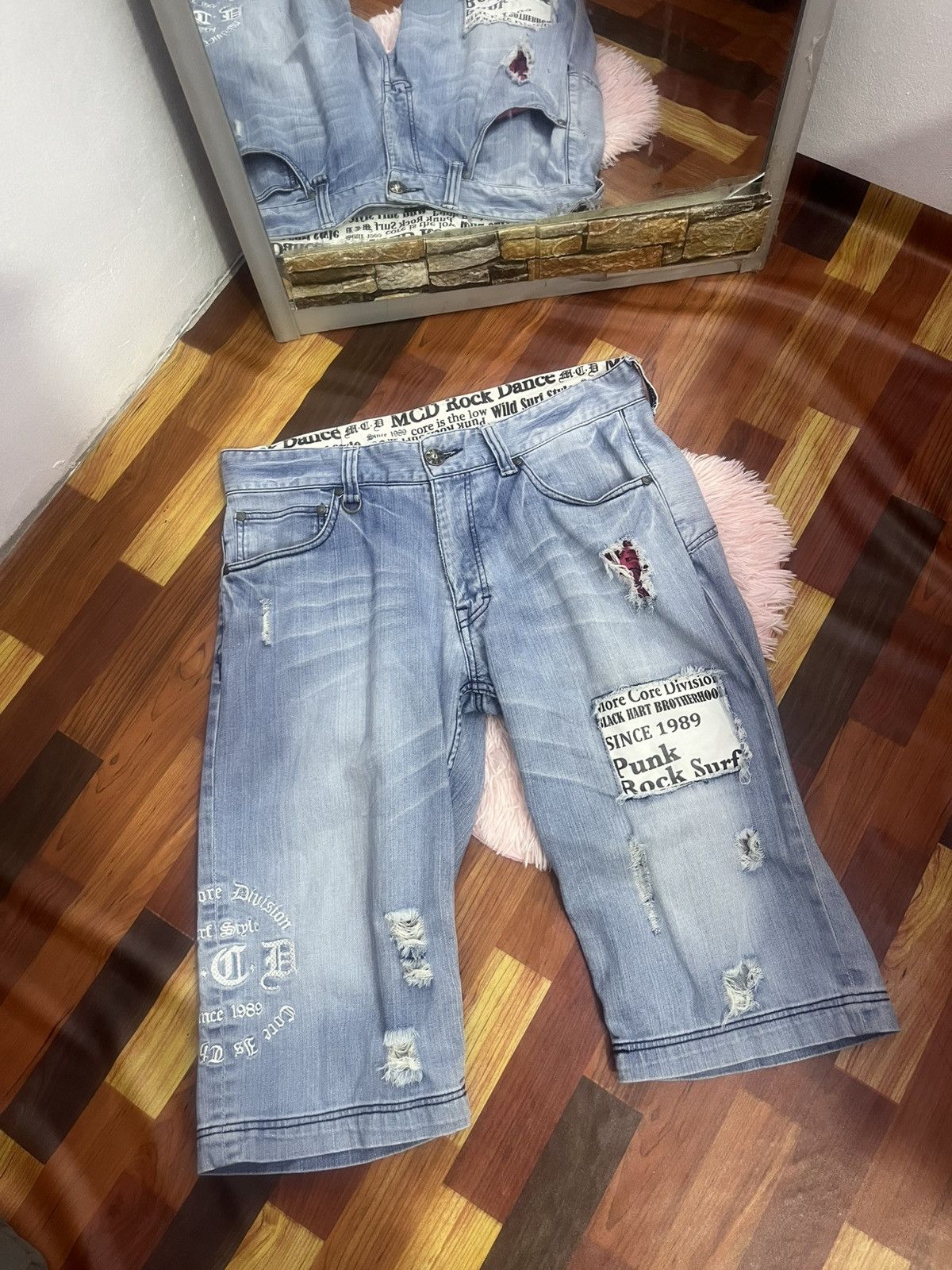 Japanese Brand MCD Hardcore Surf Punk Denim Shorts Distressed Size US 36 / EU 52 - 17 Thumbnail