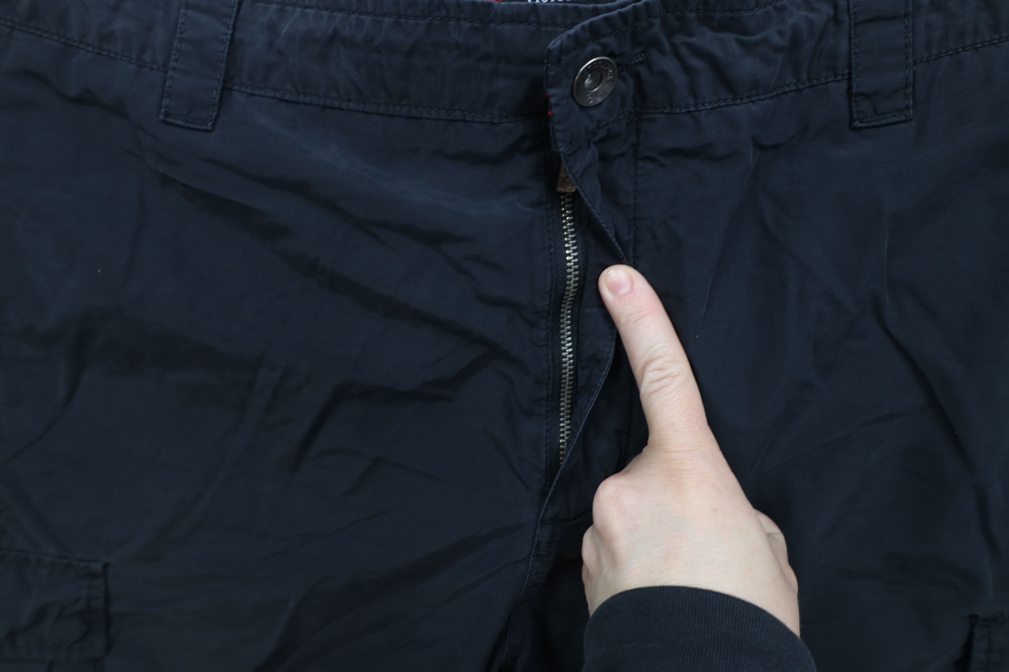 Victorinox × Vintage Victorinox Straight Leg Golfing Golf Tech Cargo Shorts Black Size US 36 / EU 52 - 5 Thumbnail