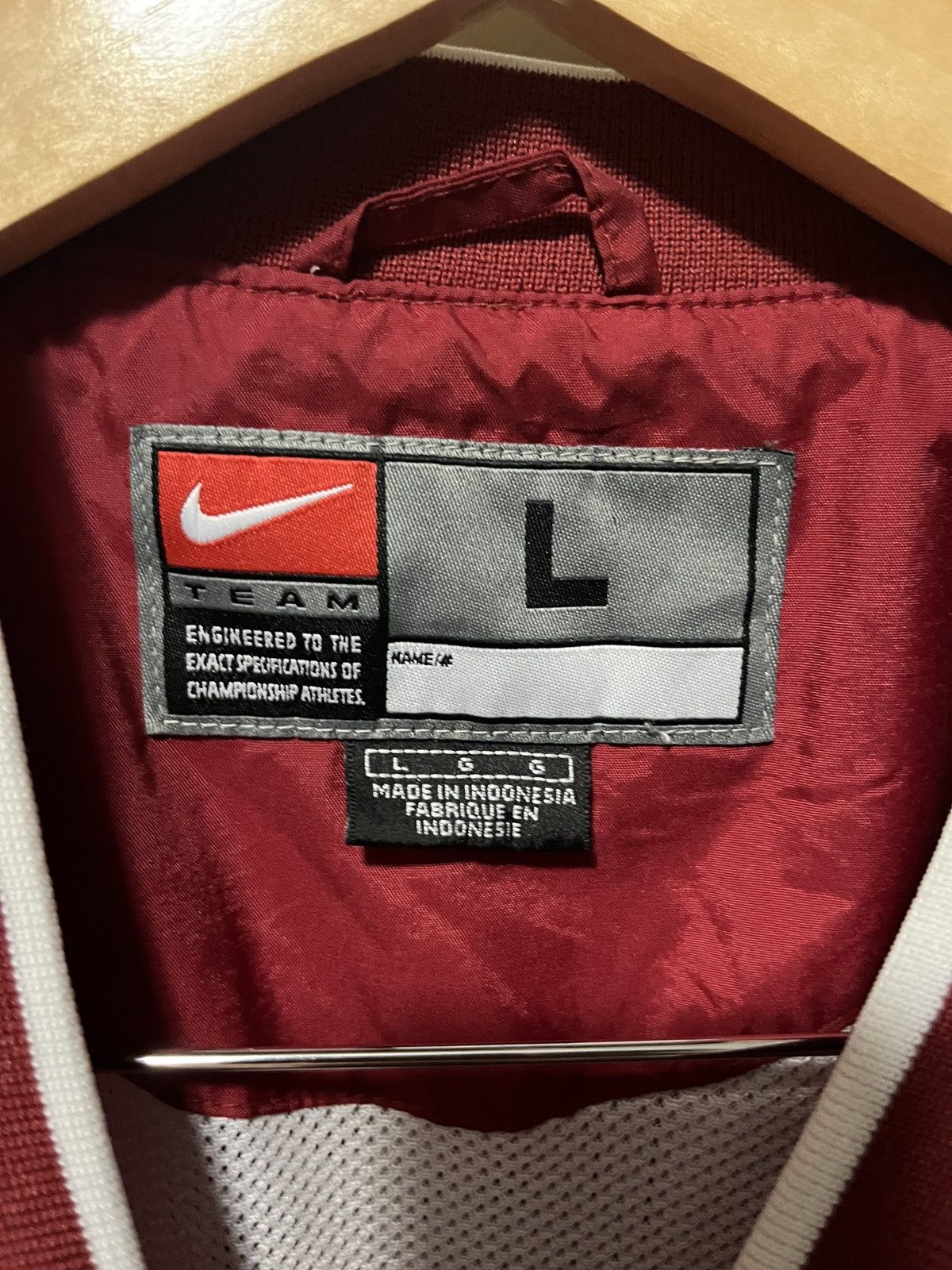 Nike 2000’s Vintage Nike Sweater Size US L / EU 52-54 / 3 - 4 Thumbnail