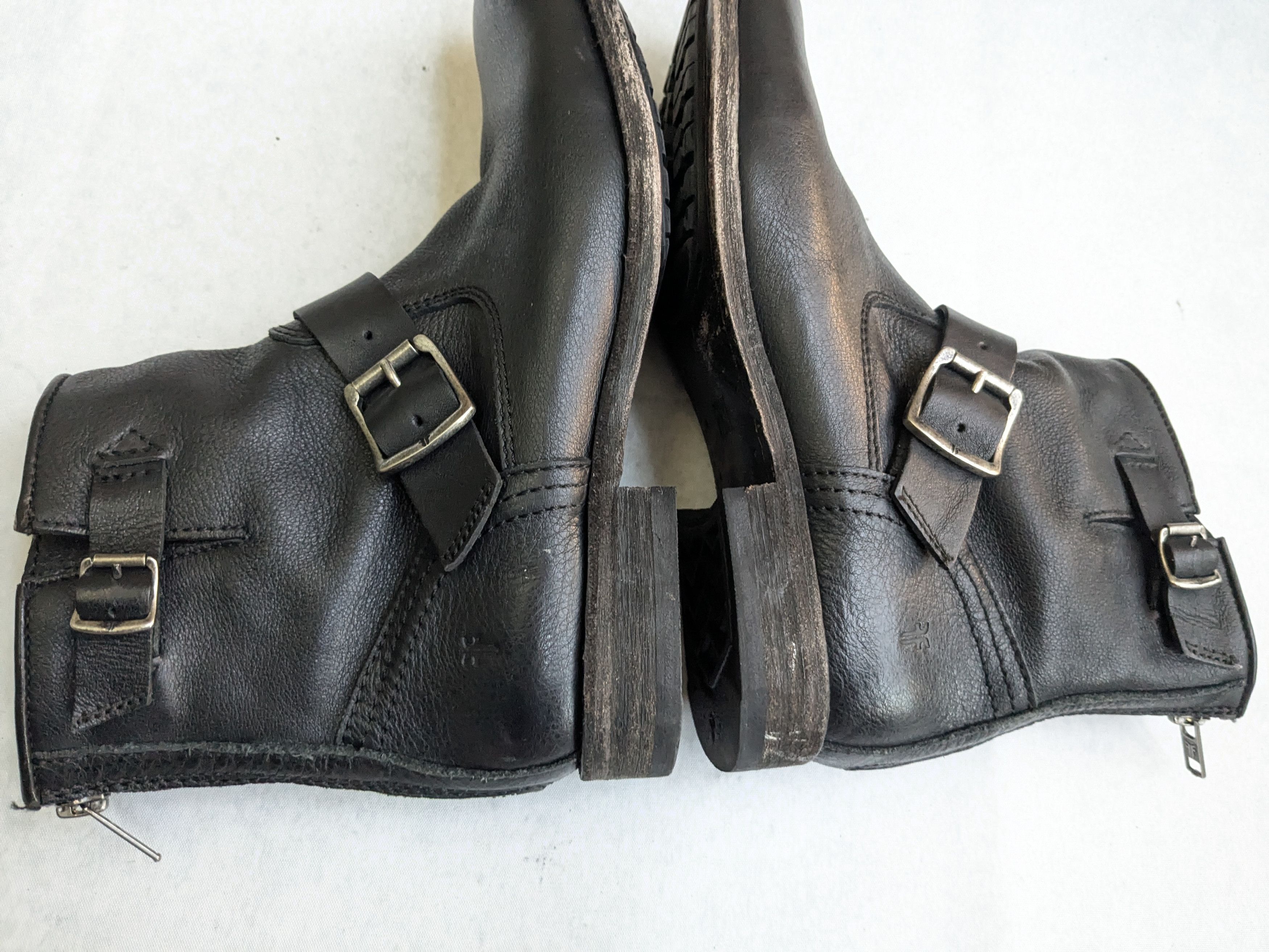 Frye Frye Engineer Black Leather 7.5 Leather Buckle Size US 7.5 / EU 40-41 - 10 Thumbnail