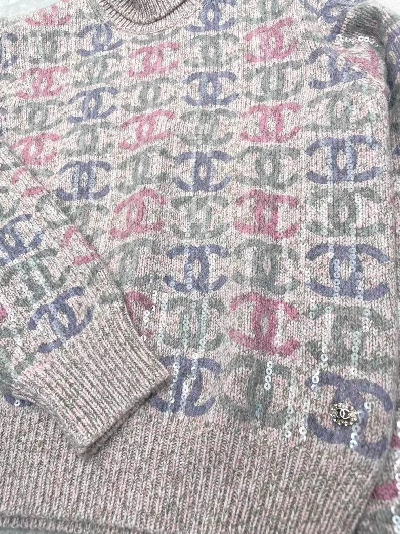 Chanel Chanel 22K popular logo full sequin turtleneck sweater 2504 Size XS / US 0-2 / IT 36-38 - 4 Thumbnail