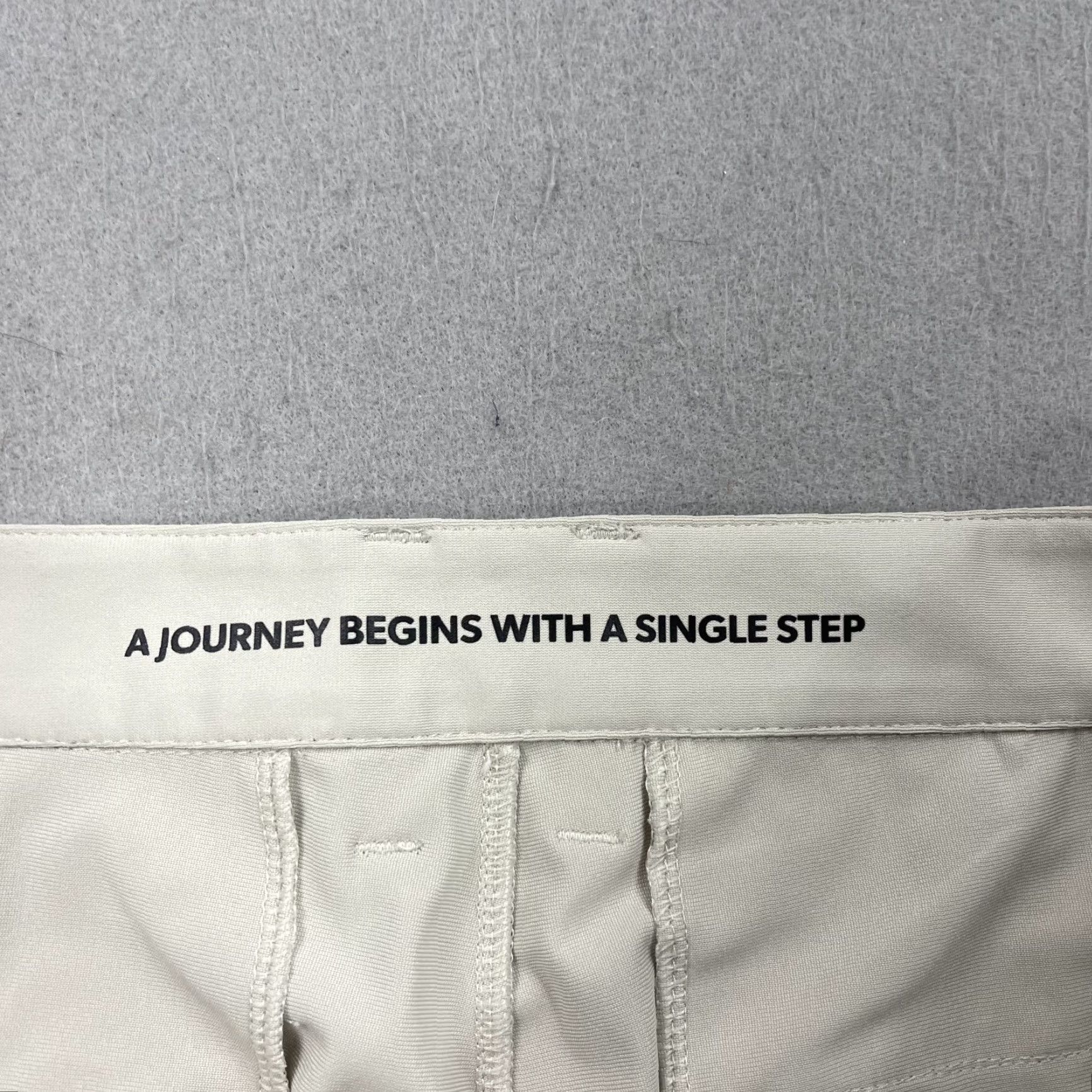 Rhone Rhone Mens Chino Pants 33x31 Beige Slim Preppy Casual Button Flat Front 5-Pocket Logo Travel Golf Size US 33 - 3 Thumbnail