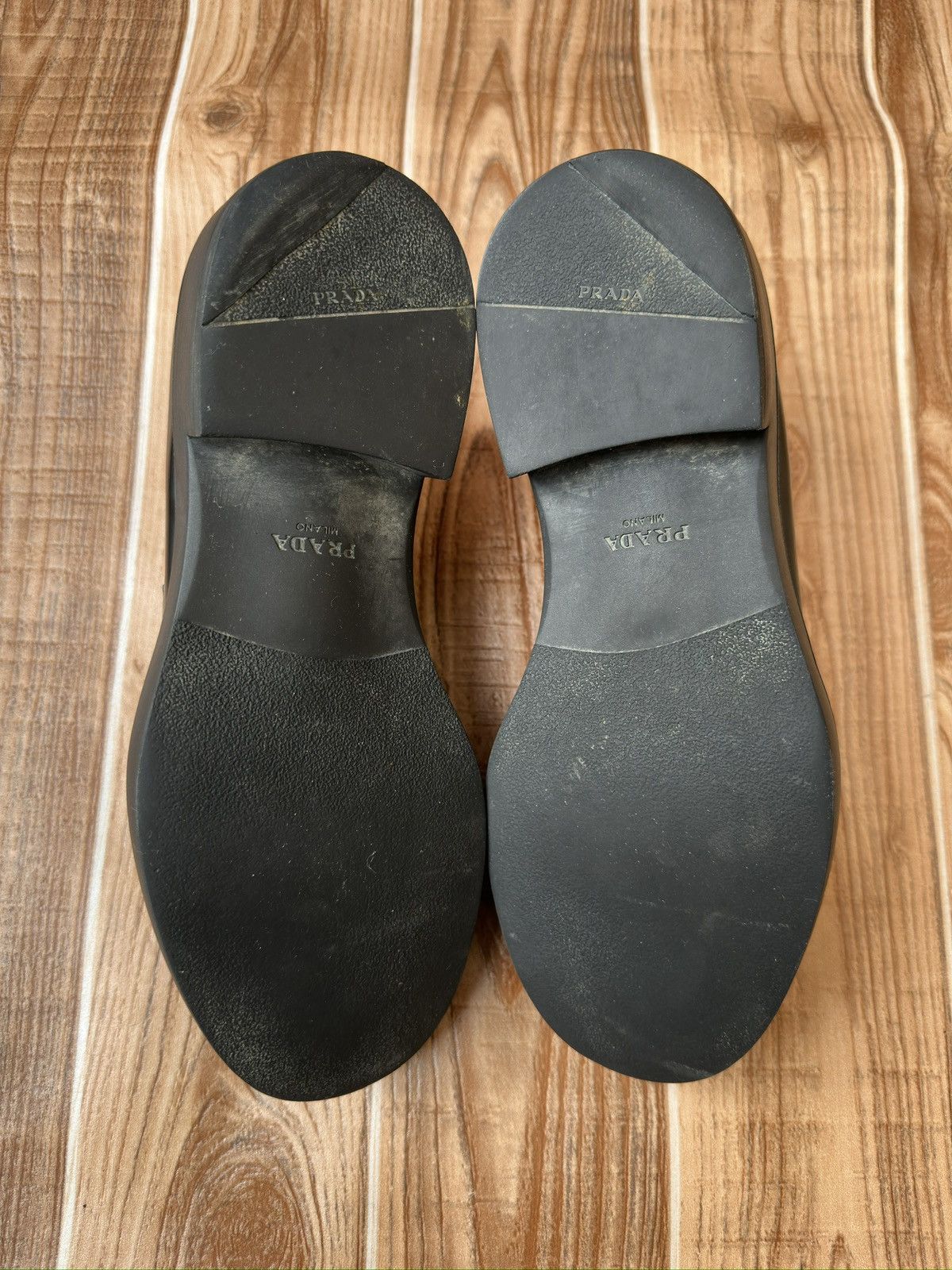 Prada Prada Brushed Leather Logo Loafers Size US 7.5 / EU 40-41 - 20 Thumbnail