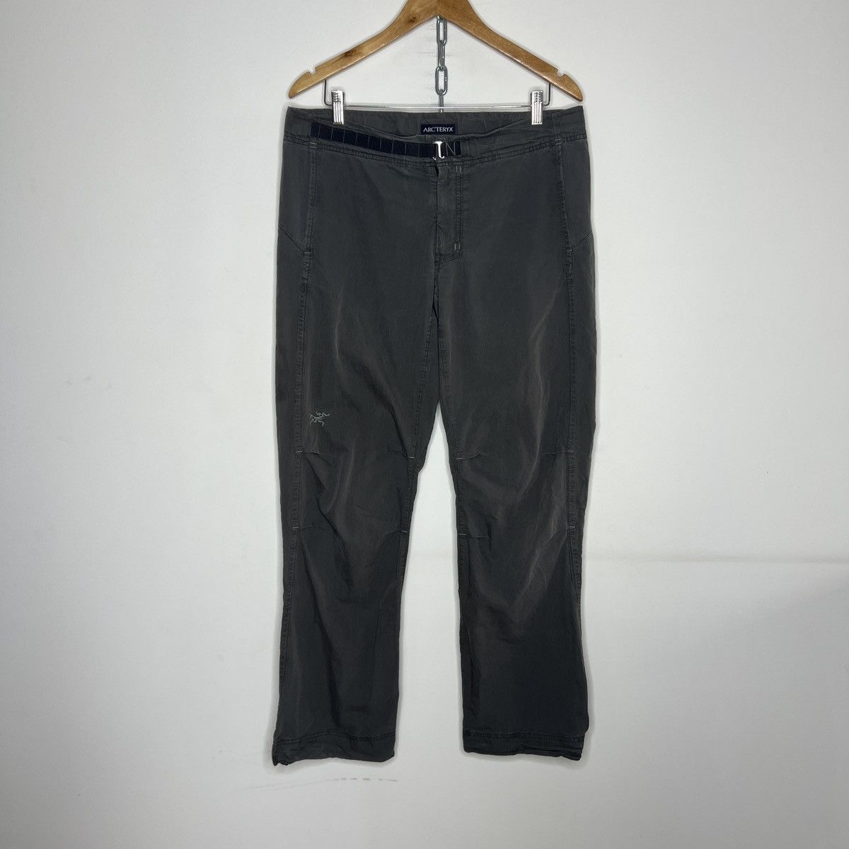 Arc'teryx Vintage Arcteryx Double Knee Cargo Work Pants Travis Style Size US 34 / EU 50 - 1 Thumbnail