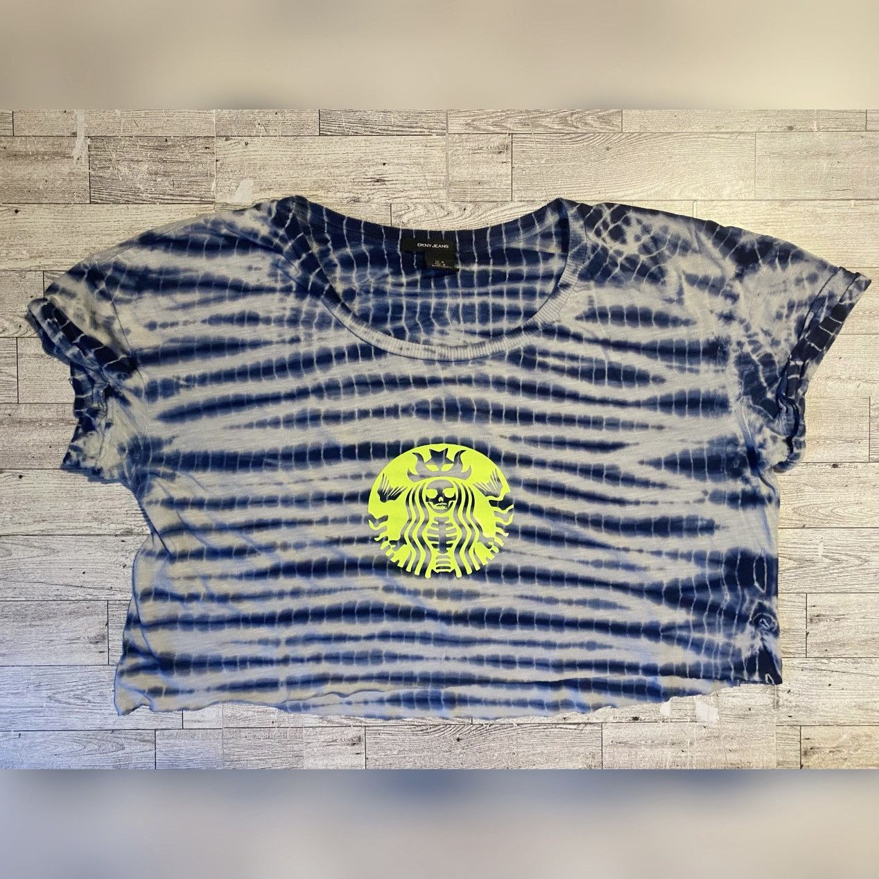 DKNY DKNY, Neon Creepy Skeleton, Tie Dye, Raw Hem, Cropped Tee Size M / US 6-8 / IT 42-44 - 6 Thumbnail