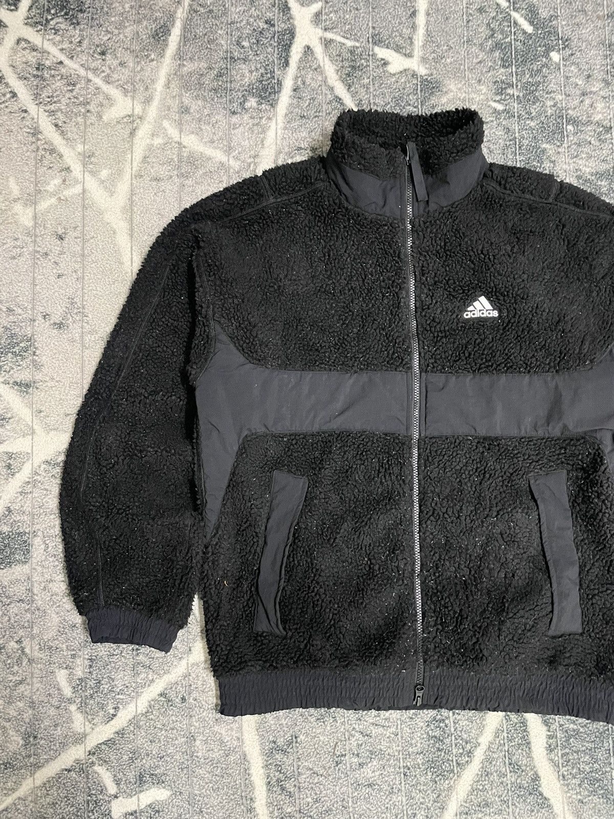 Adidas Adidas Faux Fux Outerwear Warding Loose Fit Boa Jacket KWX95 Size US M / EU 48-50 / 2 - 2 Thumbnail