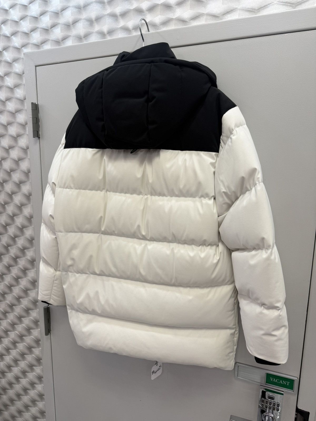 Moose Knuckles Moose Knuckles White Jacket Size US XL / EU 56 / 4 - 6 Thumbnail