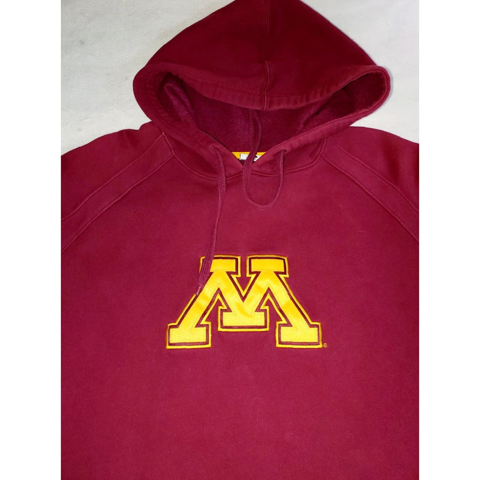 Vintage Columbia Hoodie University Minnesota Golden Gophers Sweatshirt XL Maroon Pockets Logo Pullover Men Size US XL / EU 56 / 4 - 2 Thumbnail