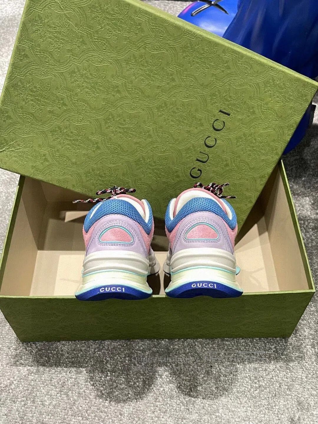 Gucci gucci runner fashionable sneakers in vibrant colors. Size US 5 / EU 37 - 6 Thumbnail
