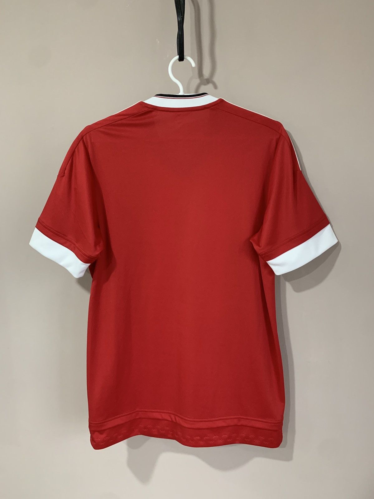 Adidas Manchester United 2015 Home Football Shirt Adidas Soccer S Size US S / EU 44-46 / 1 - 2 Thumbnail