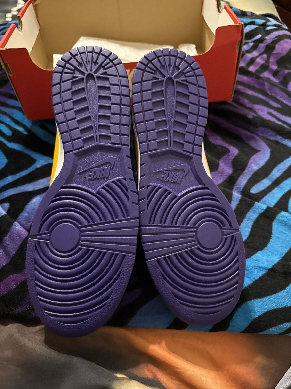 Nike NIKE DUNK LAKER Size US 10.5 / EU 43-44 - 5 Thumbnail