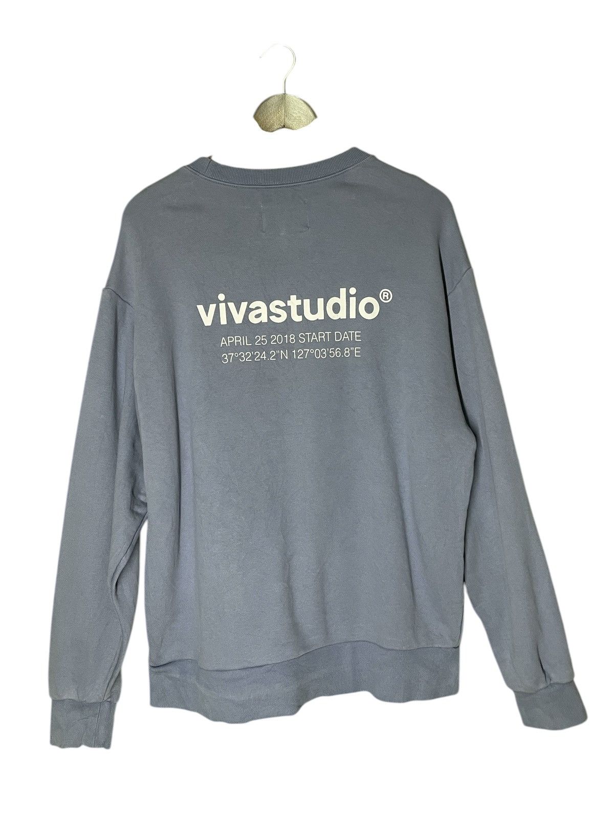 Vivastudio VIVA STUDIO CREWNECK SMALL LOGO PRINTED SWEATSHIRT SIZE L Size US L / EU 52-54 / 3 - 10 Thumbnail