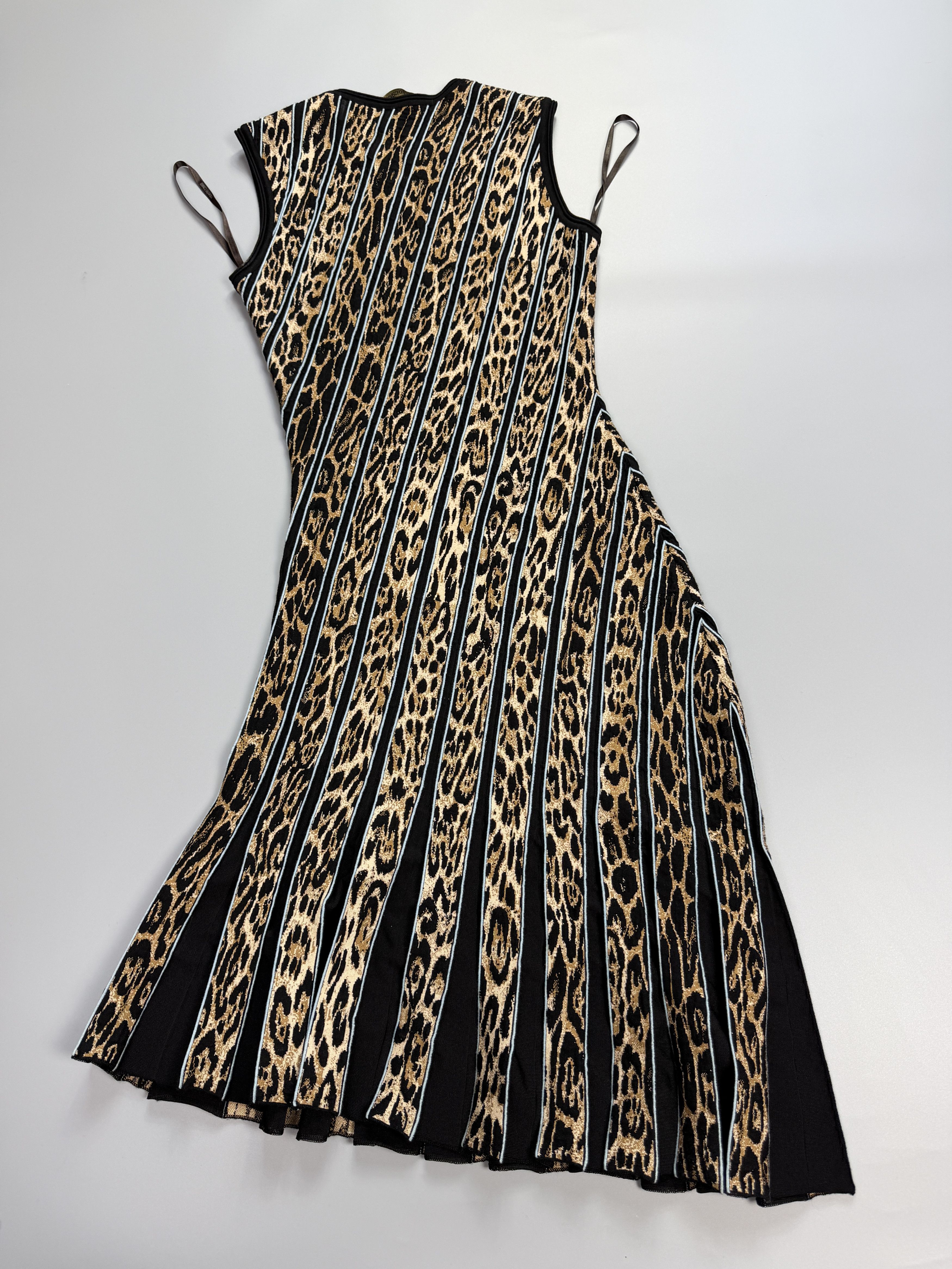 Roberto Cavalli roberto cavalli asymmetric dress size xs leopard print Size XS / US 0-2 / IT 36-38 - 8 Thumbnail