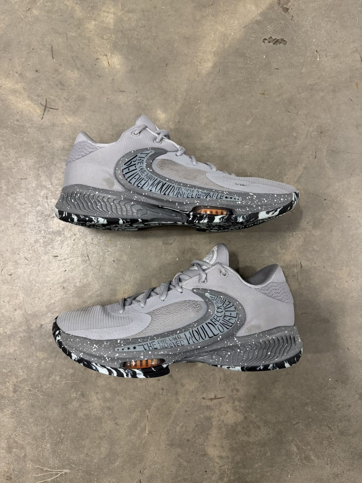 Nike Nike Zoom Freak 4 Etched in Stone Size 10 Size US 10 / EU 43 - 2 Thumbnail