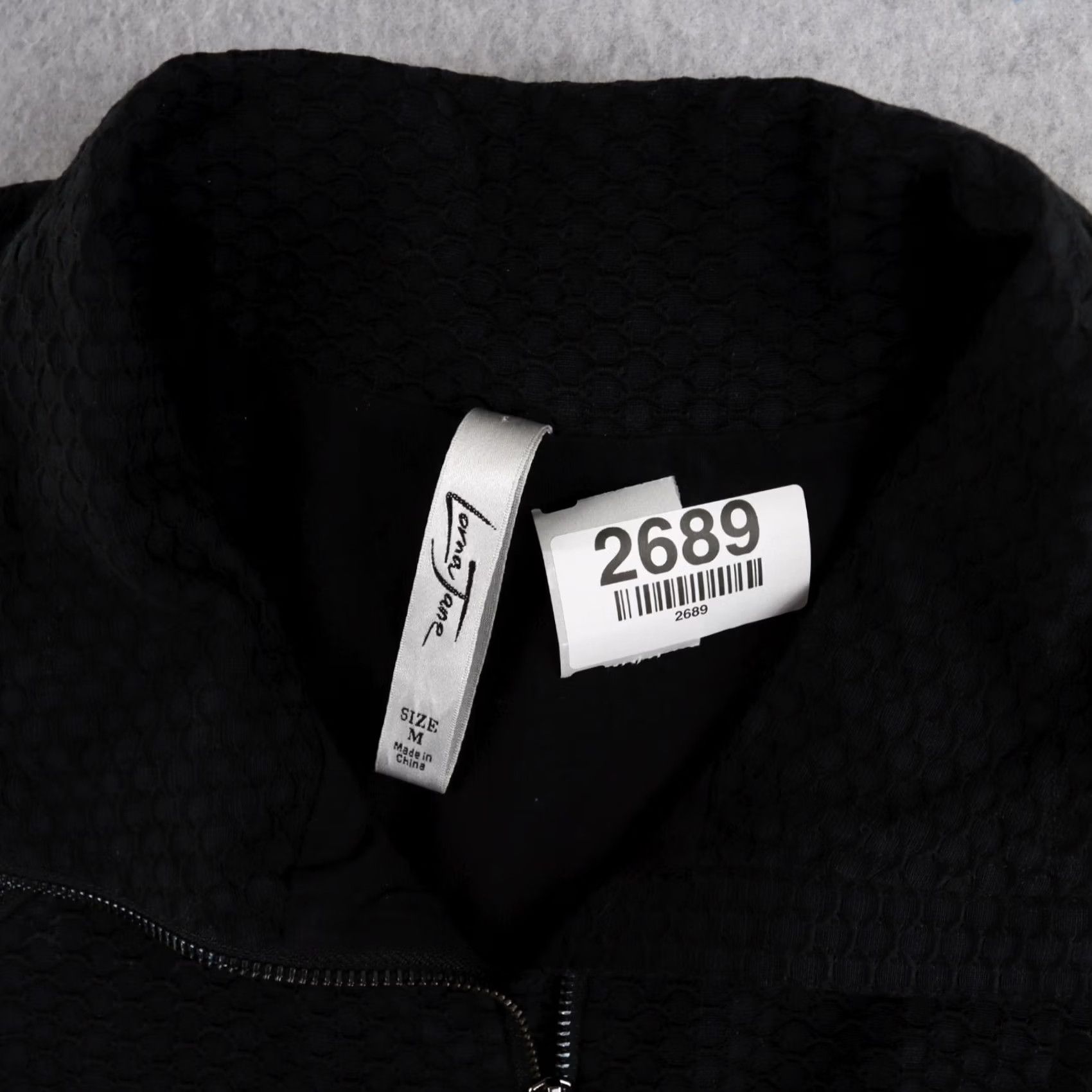 Vintage Lorna Jane Jacket Vest Medium Black Stretch Zip Off Removable Sleeves Womens Jacket Shirt Women's Activewear Basic Jacket Zip Closure Size M / US 6-8 / IT 42-44 - 3 Thumbnail