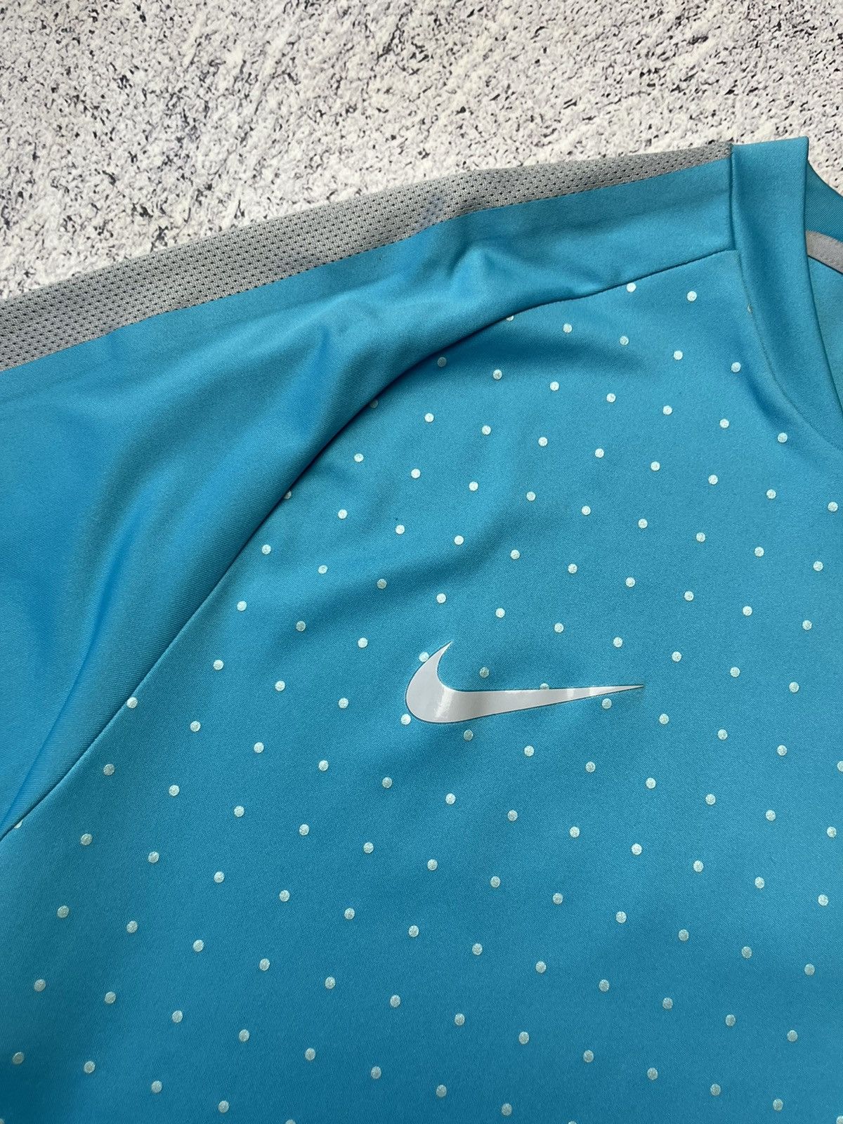 Nike Vintage Nike Barcelona Soccer Jersey Size US XL / EU 56 / 4 - 12 Thumbnail