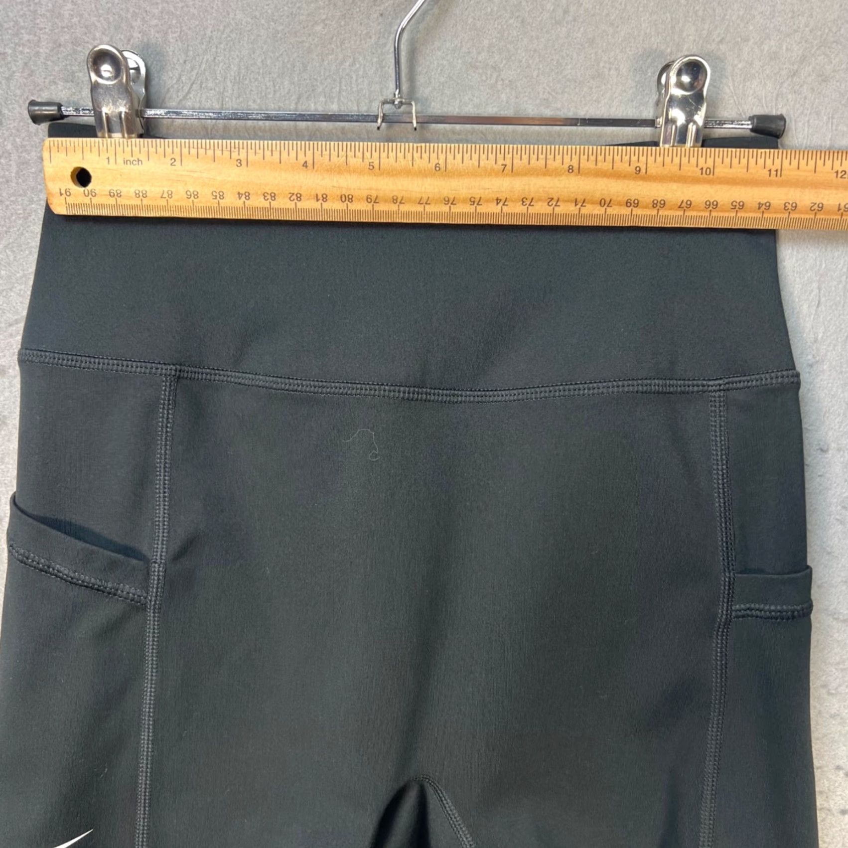 Nike Nike Dri-Fit Womens XS Black Tight Fit Biker Athletic Shorts Gym Running Size 26" / US 2 / IT 38 - 6 Thumbnail