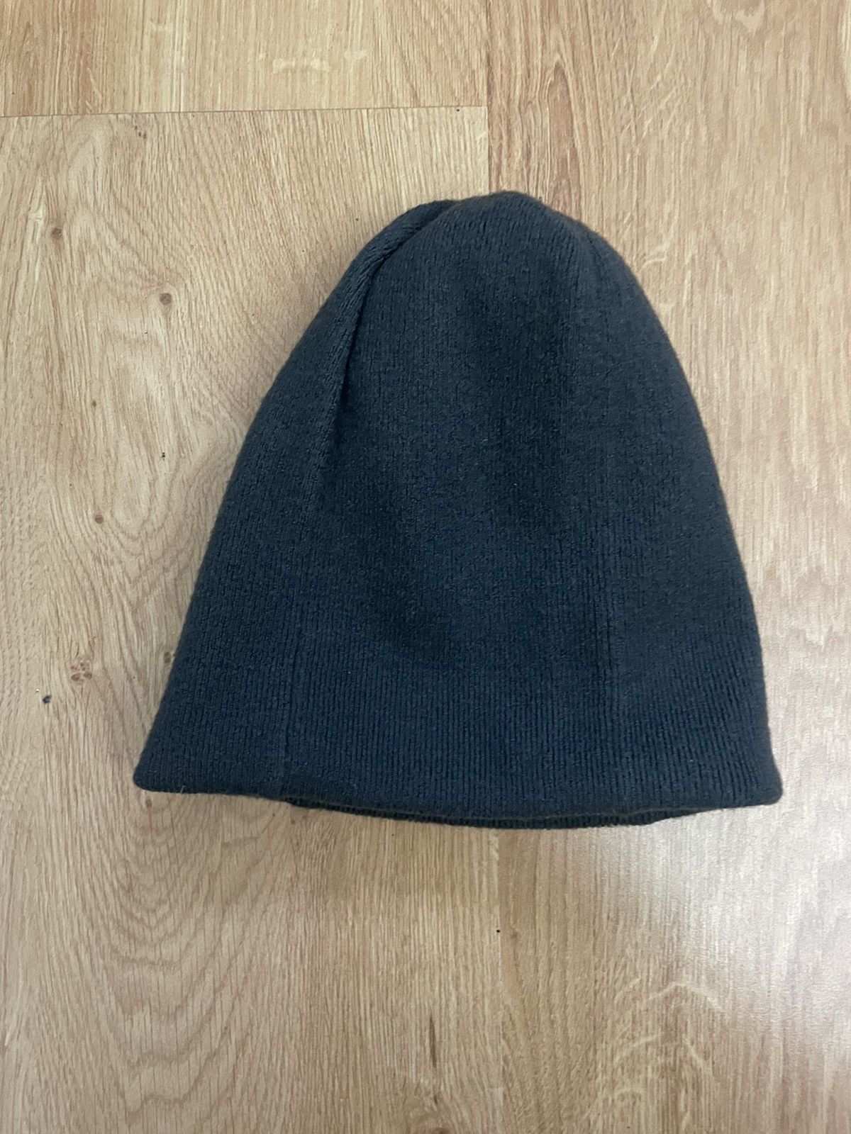 Prada Prada red stripe beanie Size ONE SIZE - 3 Thumbnail