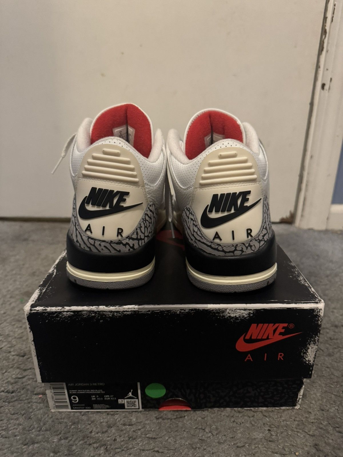 Jordan Brand Jordan Retro 3 White Cement Size US 9 / EU 42 - 4 Thumbnail