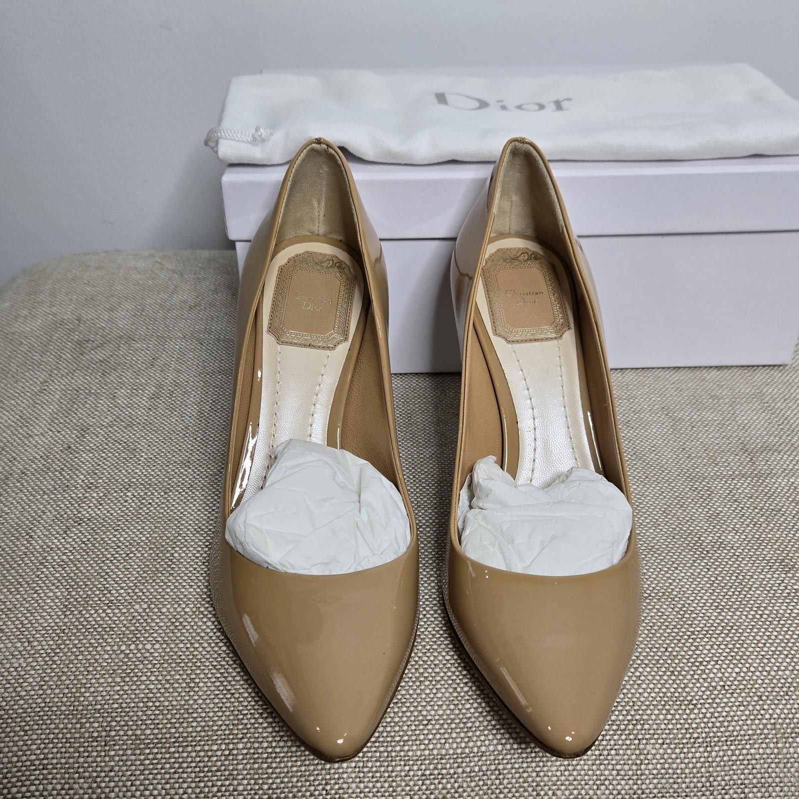 Christian Dior Monsieur Christian Dior Miss Dior Pointy Nude Patent Pump New w/ Box Size US 8 / IT 38 - 6 Thumbnail