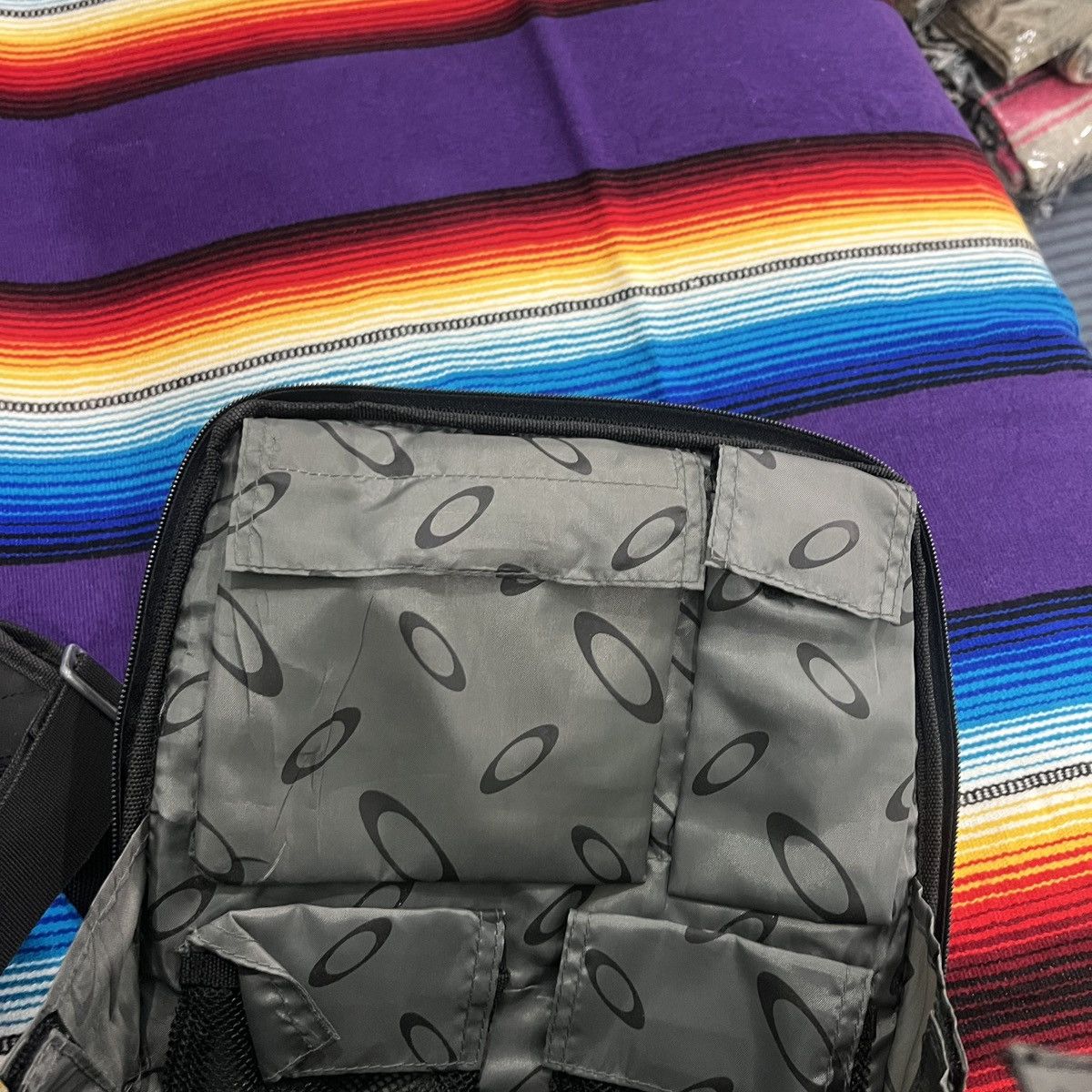 Oakley × Vintage Oakley Vertical 3.0 Computer Bag Size ONE SIZE - 6 Thumbnail