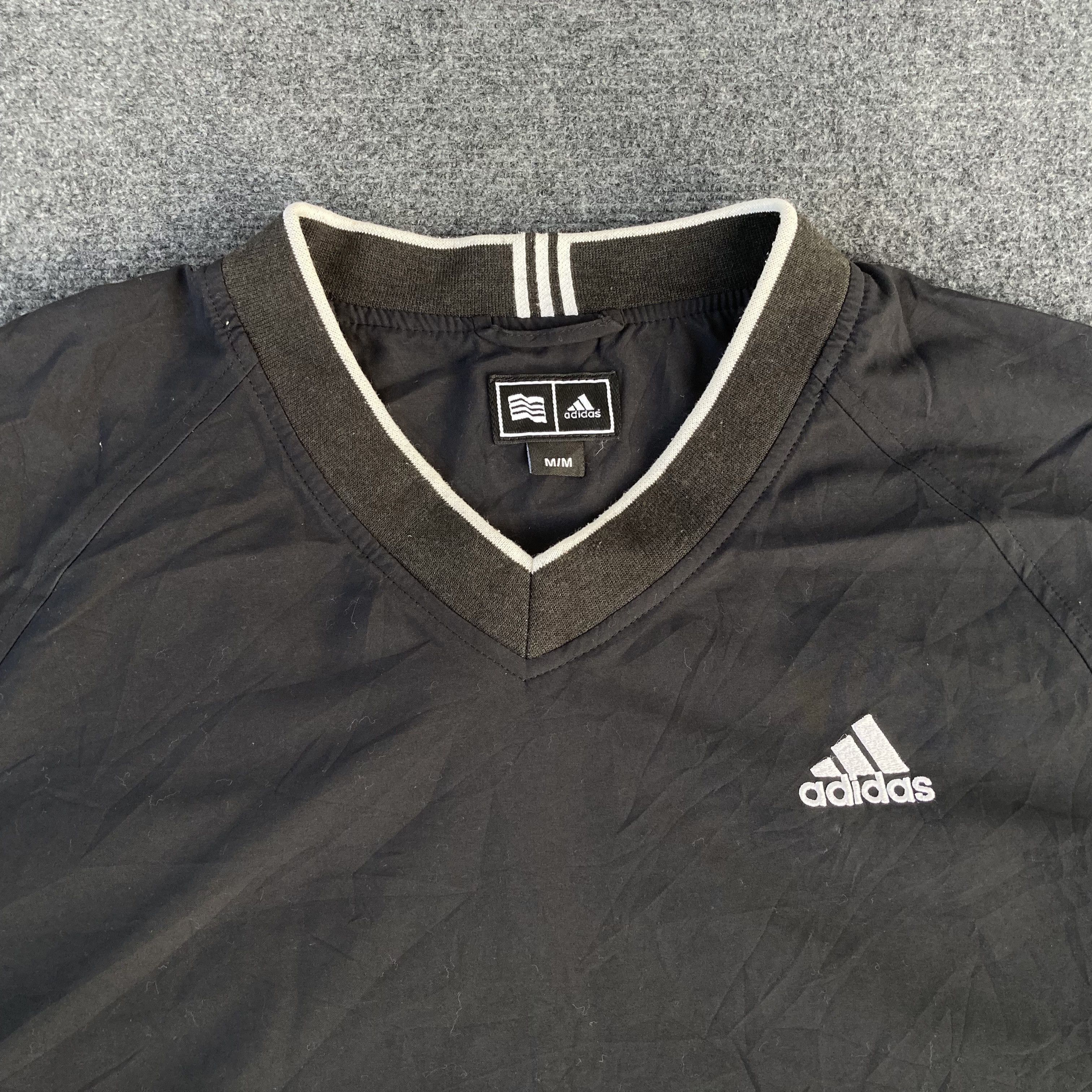 Adidas Vtg Adidas Three Block Pullover Streetwear Sweater Size US M / EU 48-50 / 2 - 2 Thumbnail