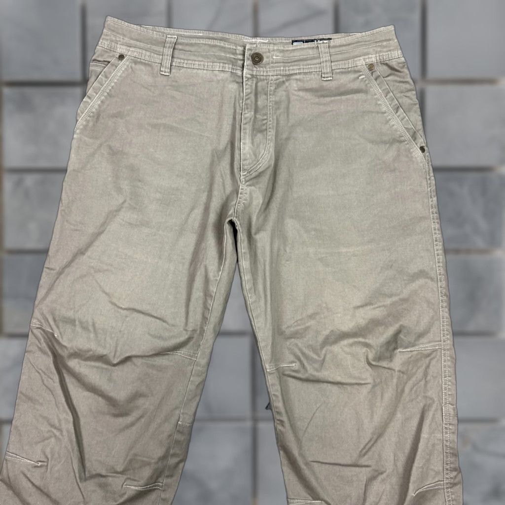 Vintage Kuhl Pants Mens 36x30 Brown Slackr Hiking Trail Camp Fish Chore Workwear Baggy Pants Size US 36 / EU 52 - 1 Thumbnail