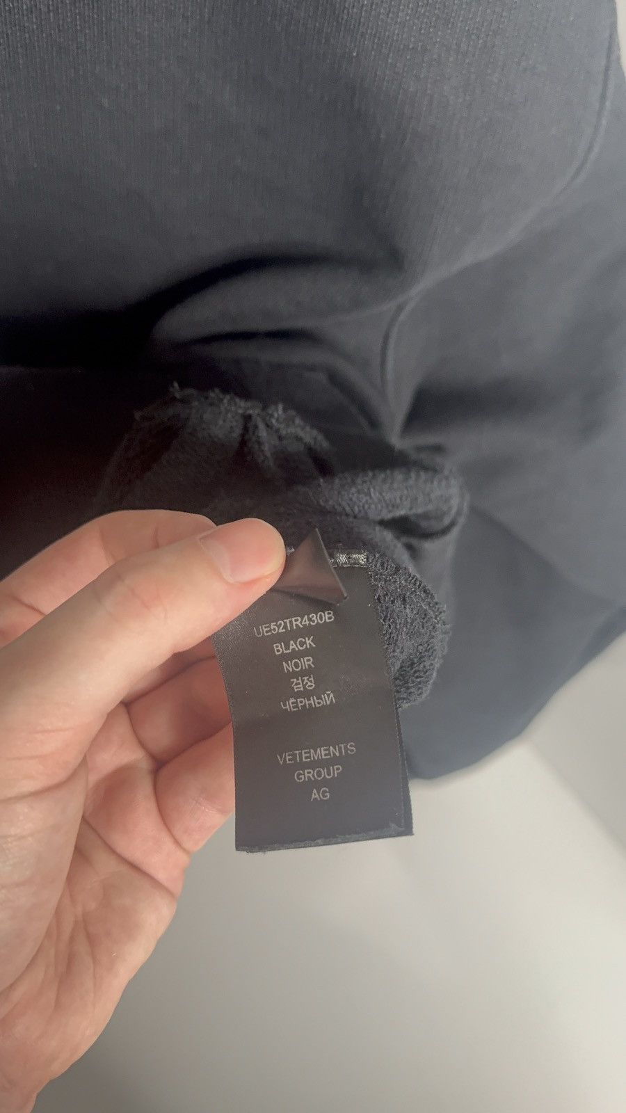 Vetements ✅ Vetements black Unicorn Hoodie Size US S / EU 44-46 / 1 - 8 Thumbnail