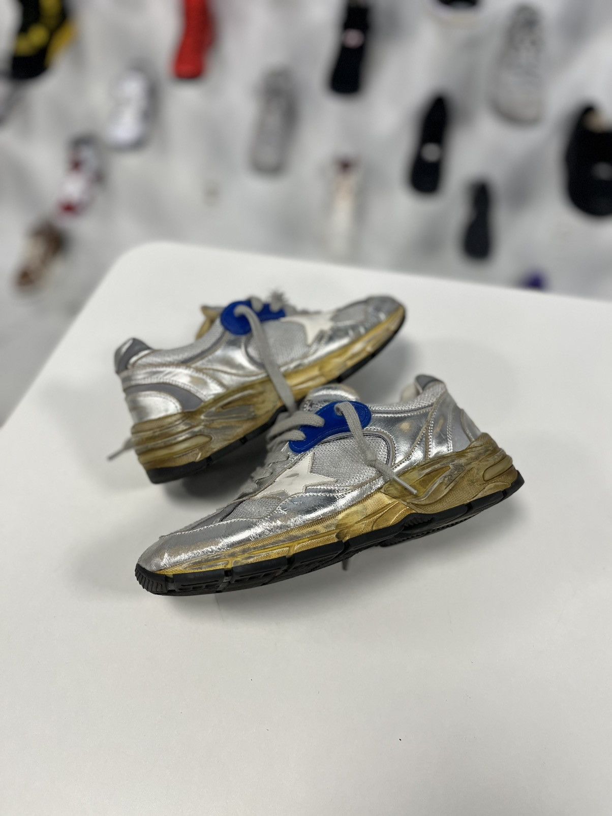 Golden Goose Men's Dad-Star in silver laminated leather Size US 6 / IT 36 - 1 Thumbnail