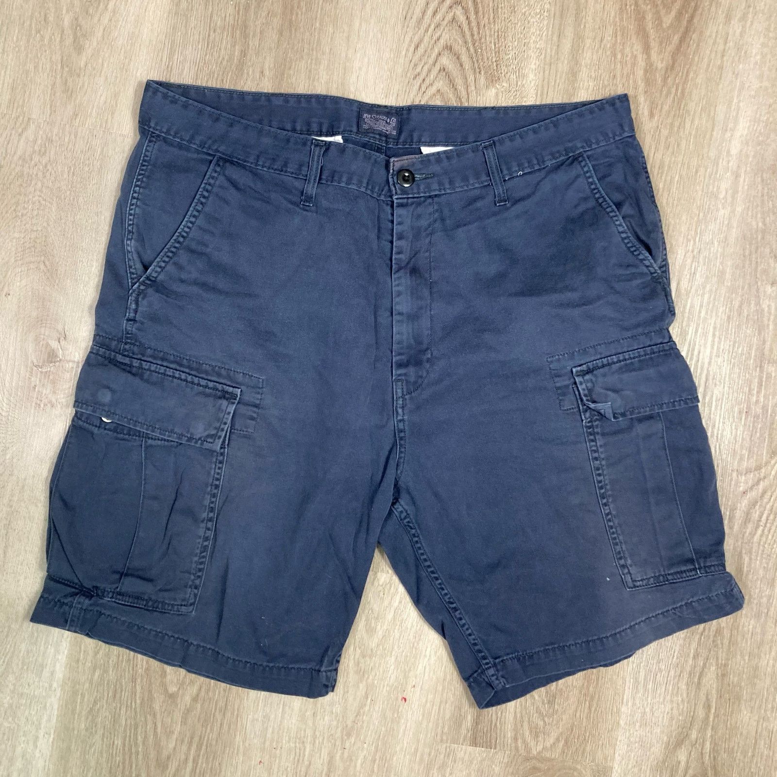 Levi's Levi's Cargo Shorts Men's Blue 36 Casual Outdoor Wear Summer Size US 36 / EU 52 - 2 Thumbnail
