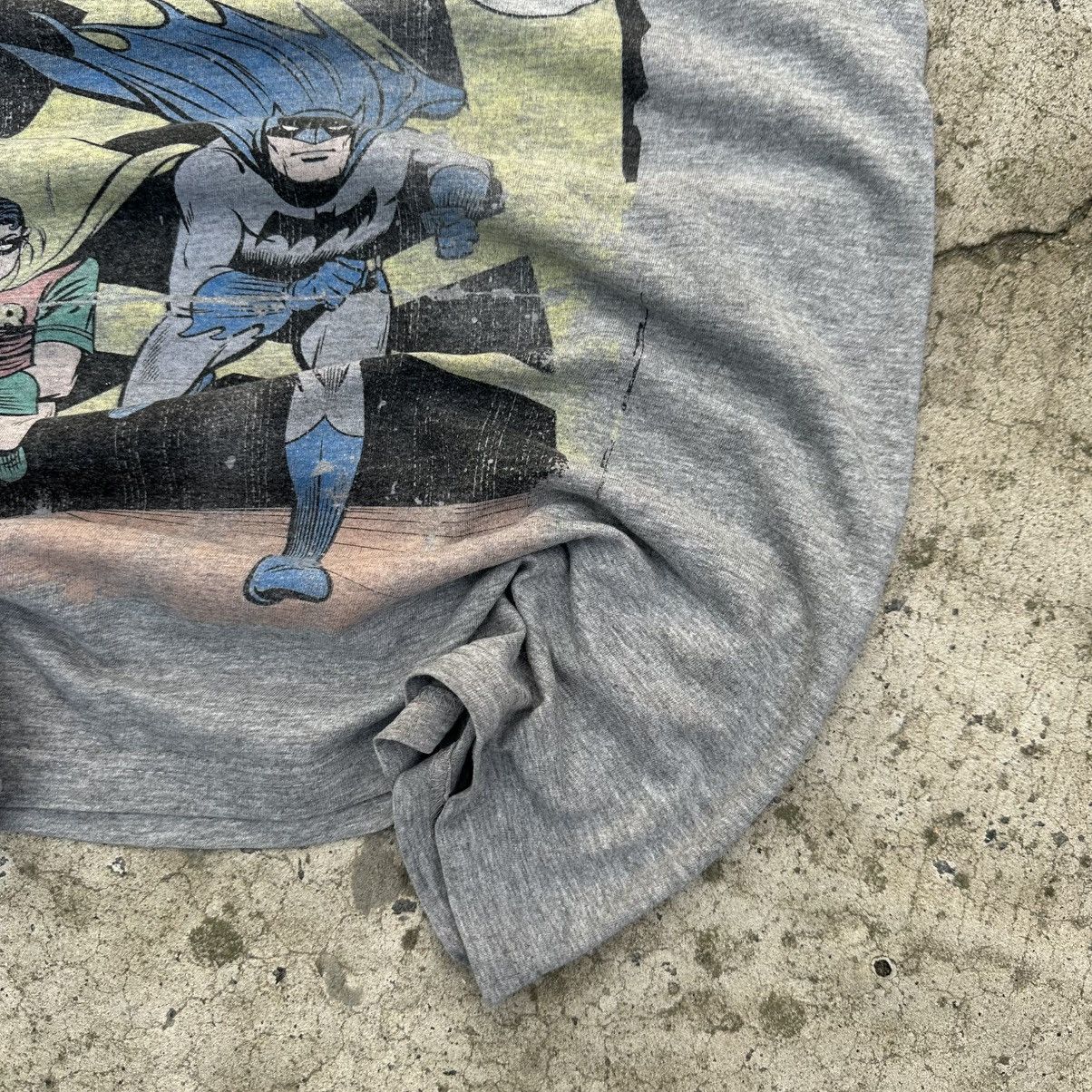 DC Comics VTG Adult DC Batman T-shirts Big Logo 2010 Y2K Distressed Size US M / EU 48-50 / 2 - 4 Thumbnail