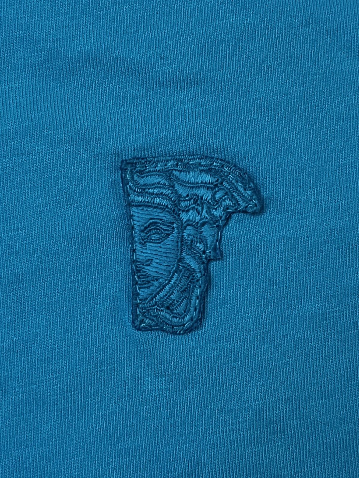 Versace Embroidered Versace shirt Size US L / EU 52-54 / 3 - 1 Thumbnail