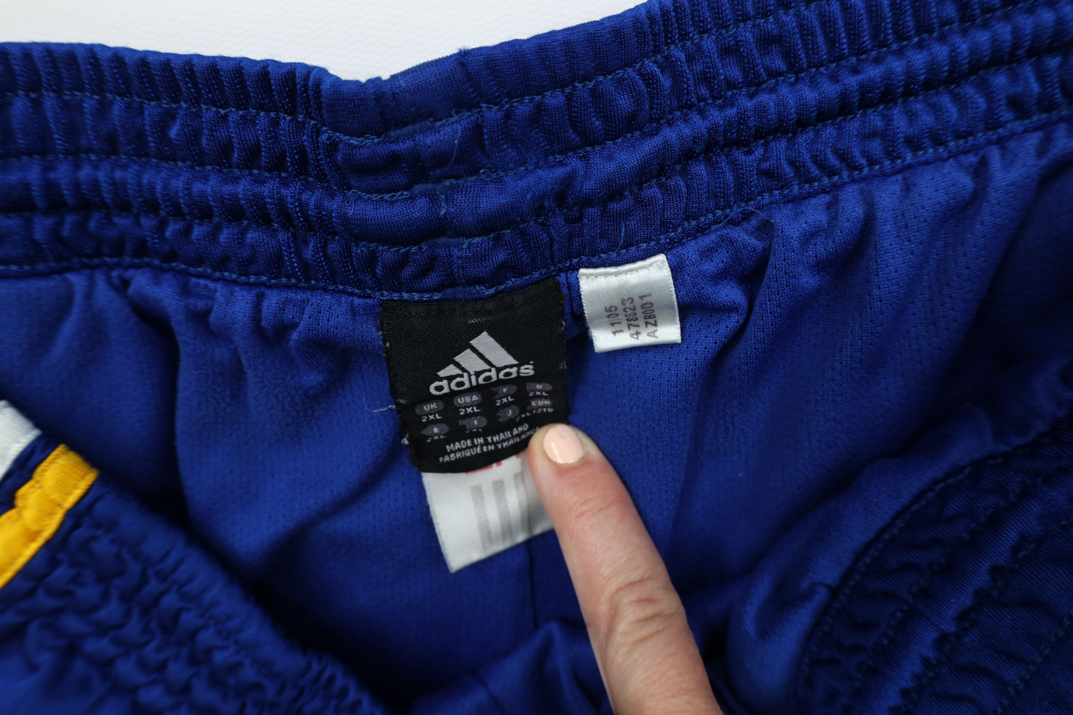 Adidas × Vintage Vintage Y2K Adidas Dazzle Striped Basketball Gym Shorts Size US 38 / EU 54 - 8 Thumbnail
