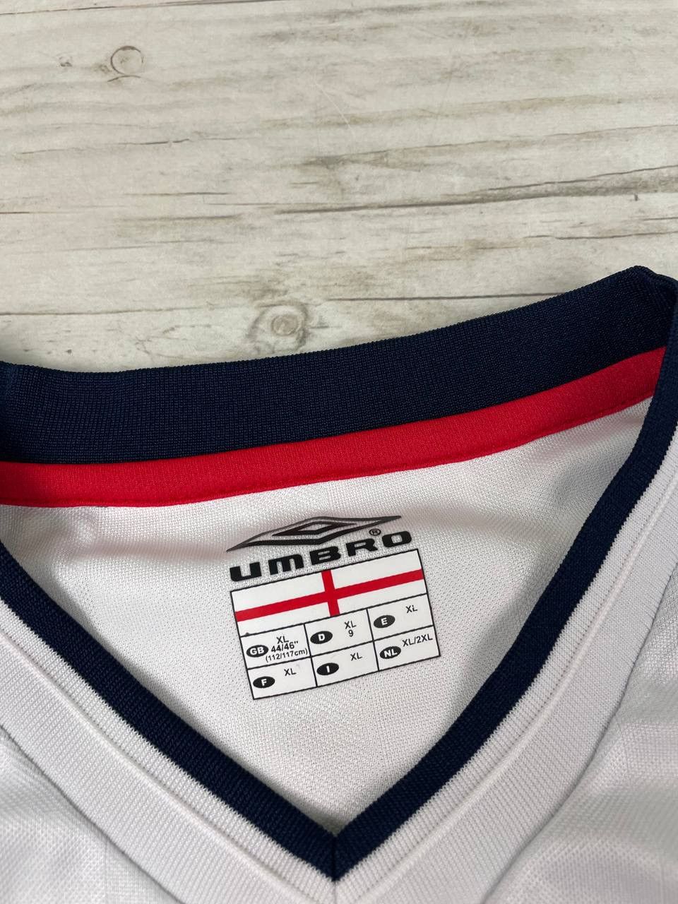 Umbro Vintage Umbro England 2001 2003 Home Shirt Soccer Jersey Size US XL / EU 56 / 4 - 9 Thumbnail