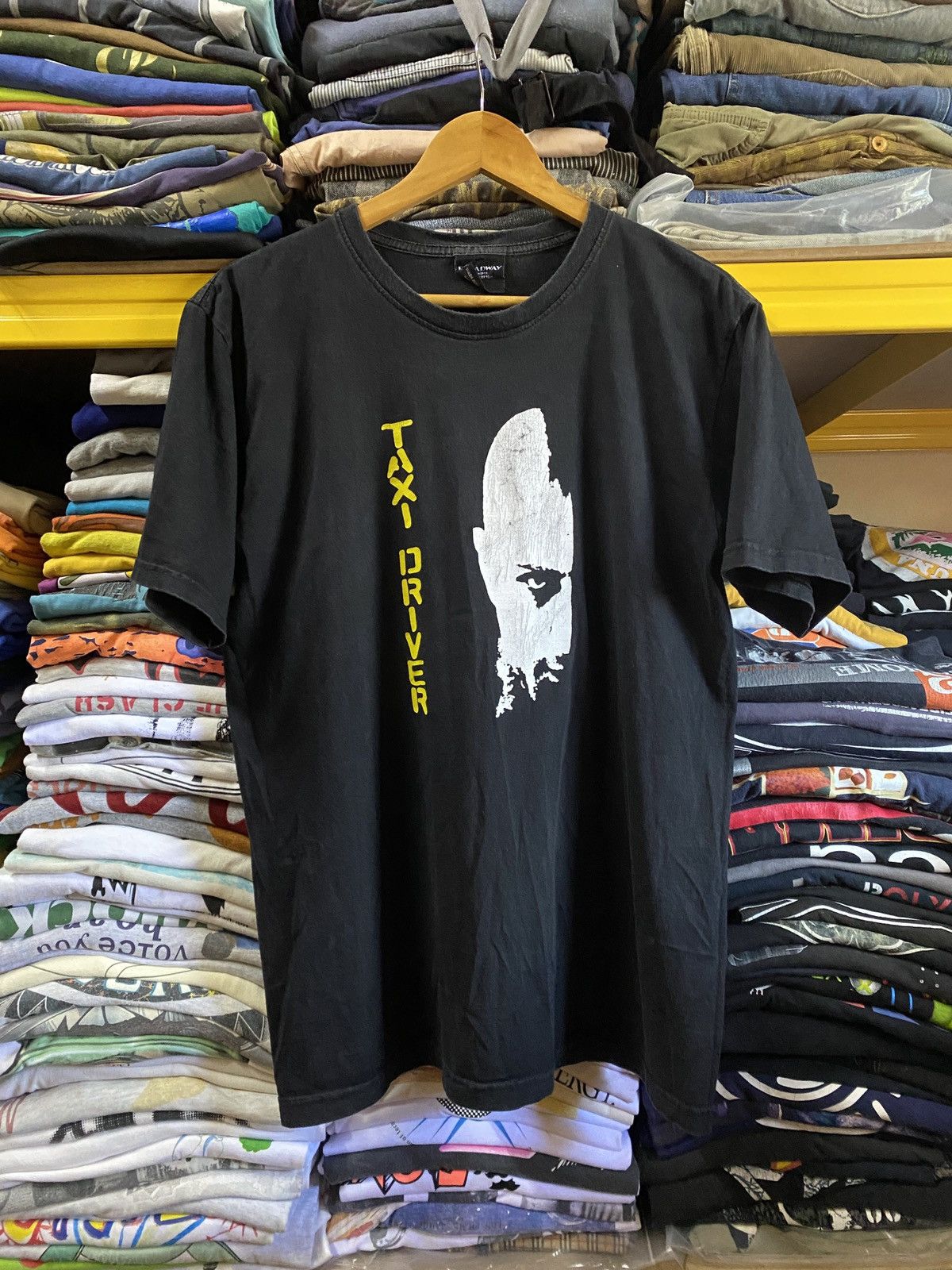 image of Archival Clothing x Movie VTG 90's 00S Taxi Driver Robert De Niro Pyscho Movie Tee in Black (Size L