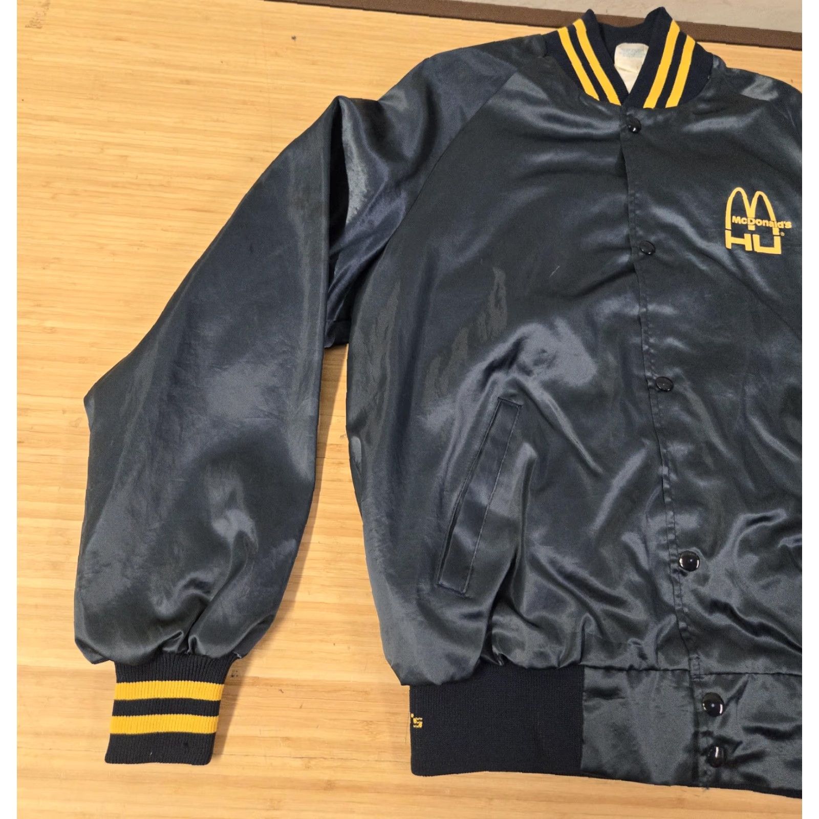 Vintage VINTAGE Hamburger University Jacket Mens L Satin 90s McDonald's Screen Wear Navy Blue Size US L / EU 52-54 / 3 - 3 Thumbnail